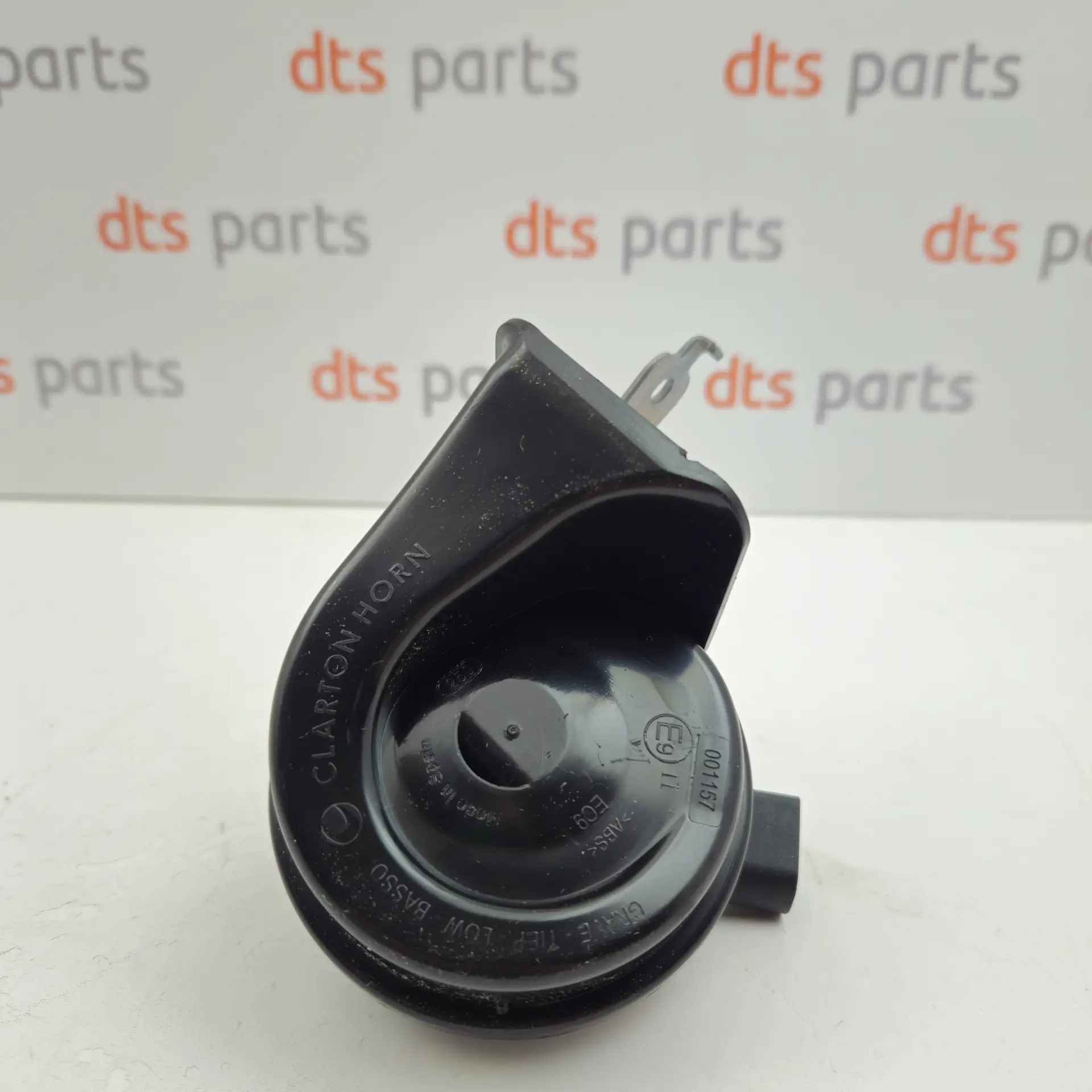 OEM BMW 61337279782 – Low pitch horn