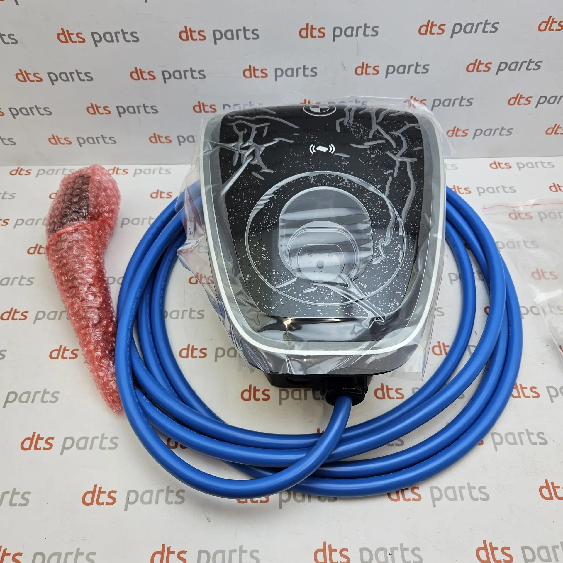 OEM BMW 61905A7A8A1 – Wallbox plus gen 4 home EV charging station