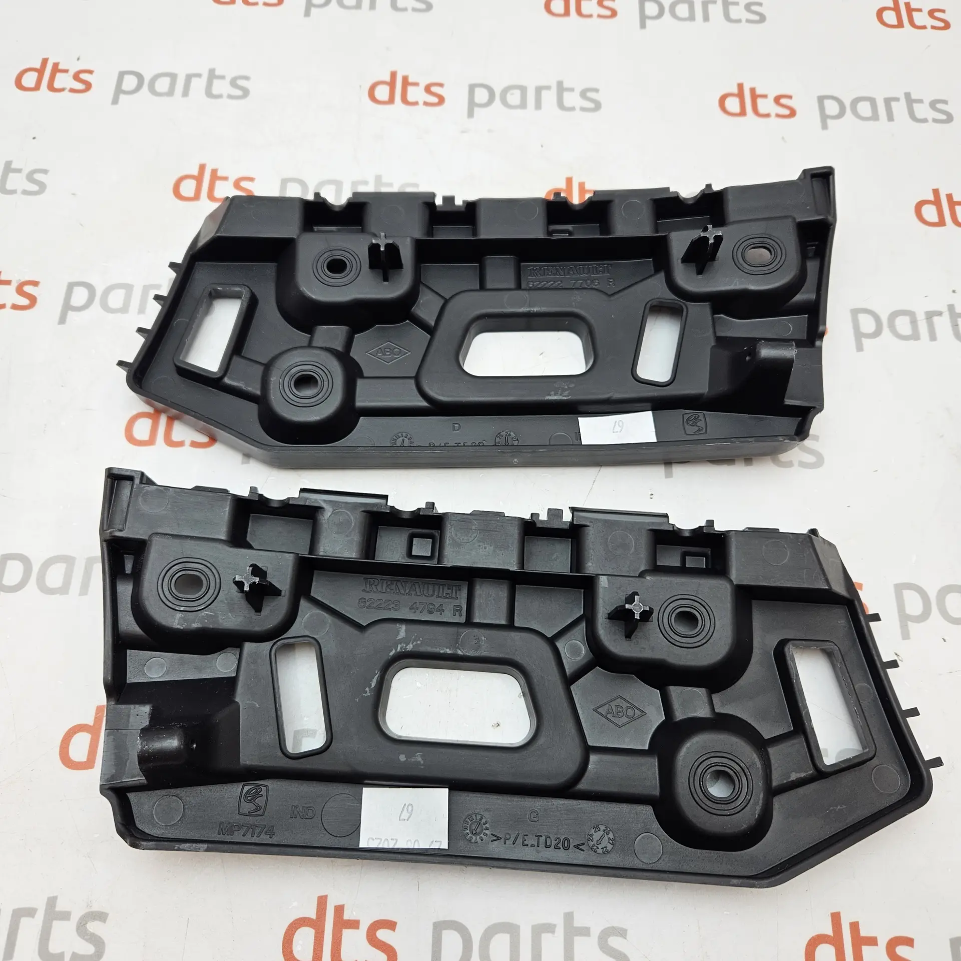 OEM Renault 622216419R – Front bumper mounting bracket