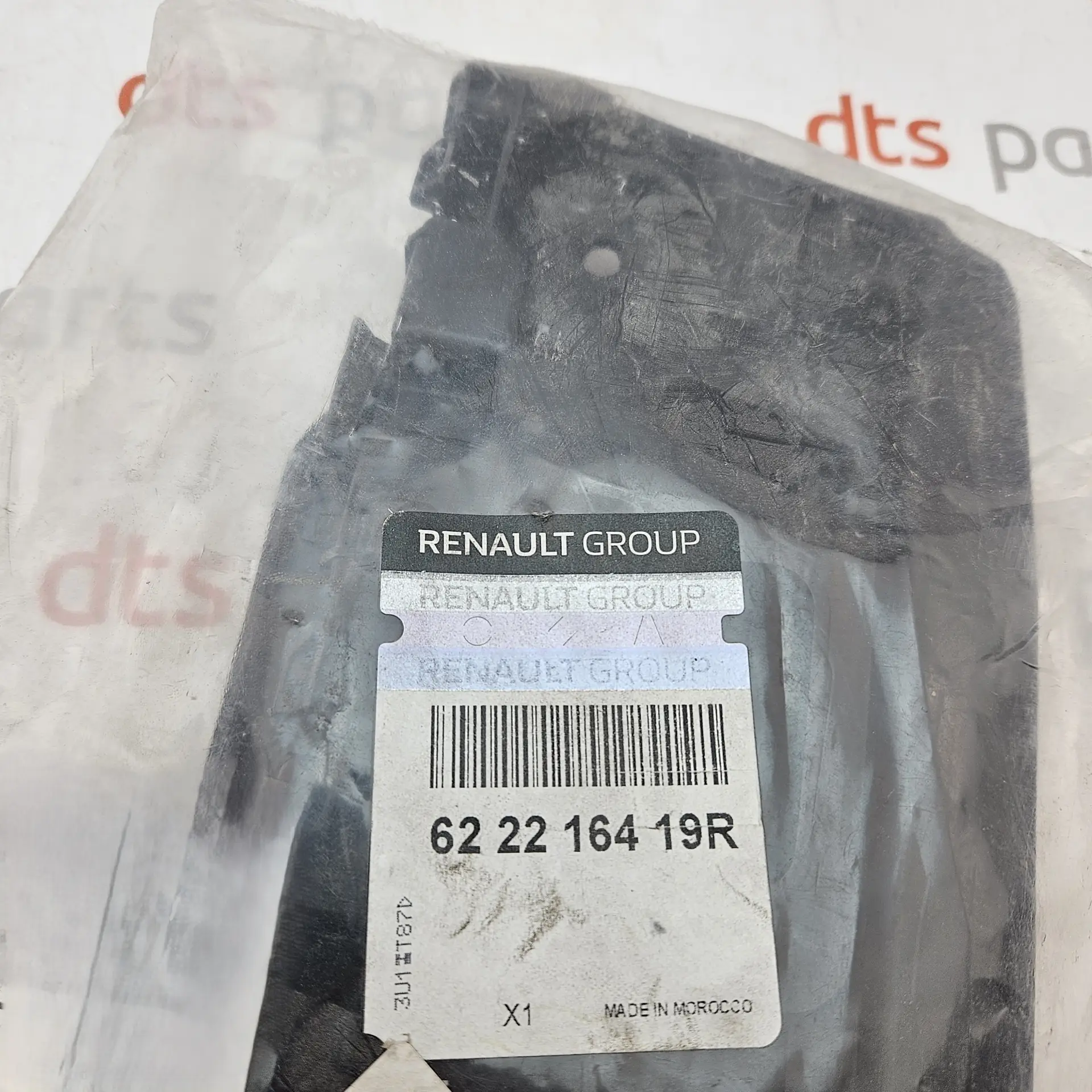 OEM Renault 622216419R – Front bumper mounting bracket