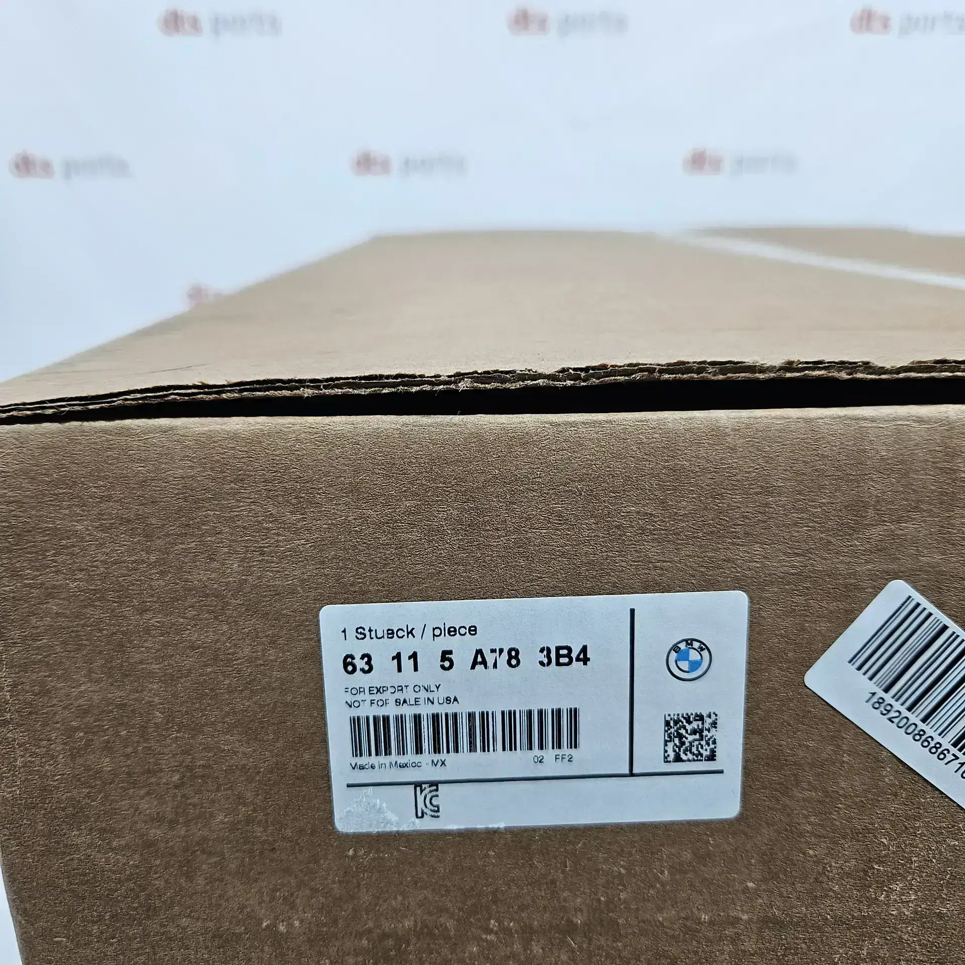OEM BMW 63115A783B4 – Front Right LED Headlight