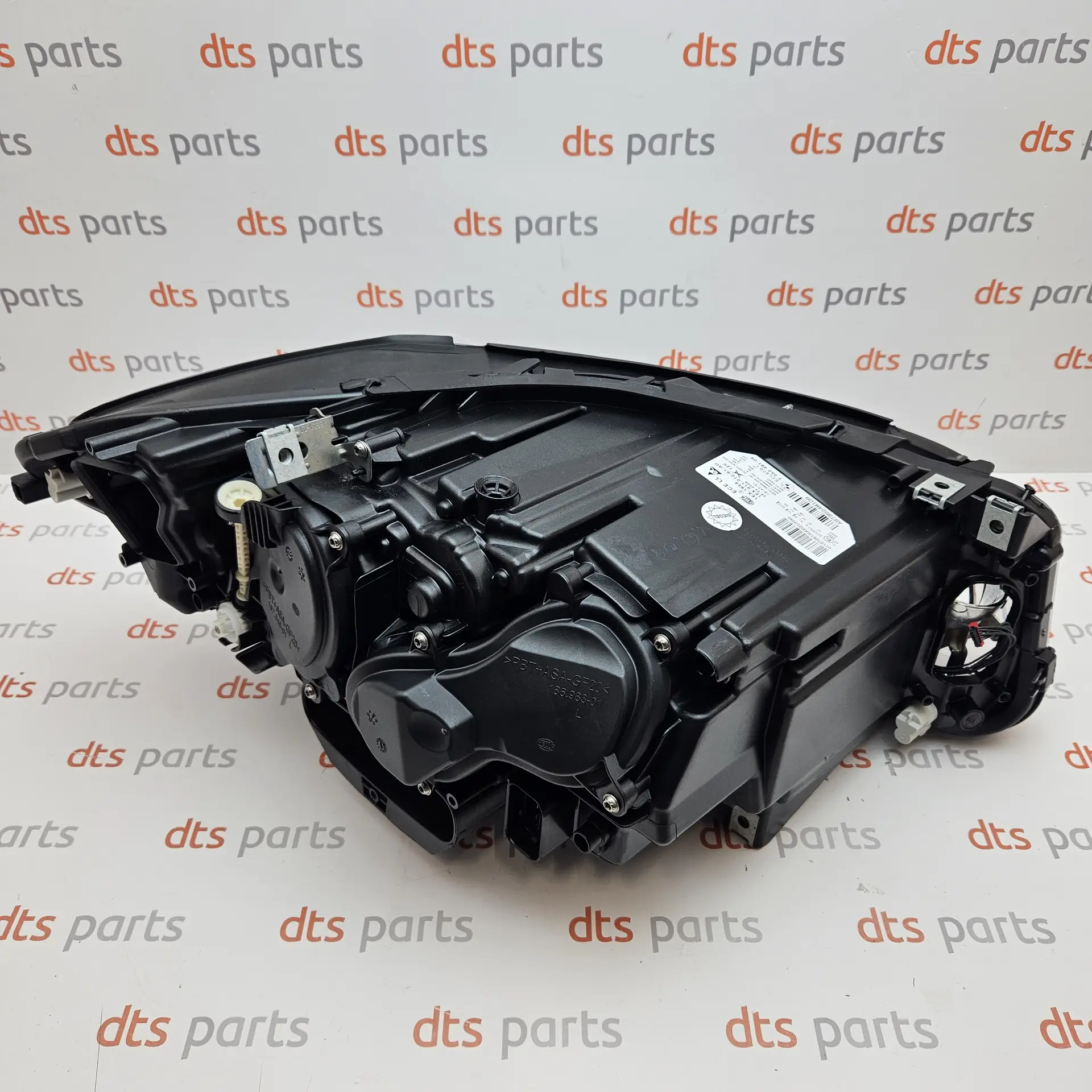 OEM BMW 63117352481 – Front left Adaptive LED headlight assembly