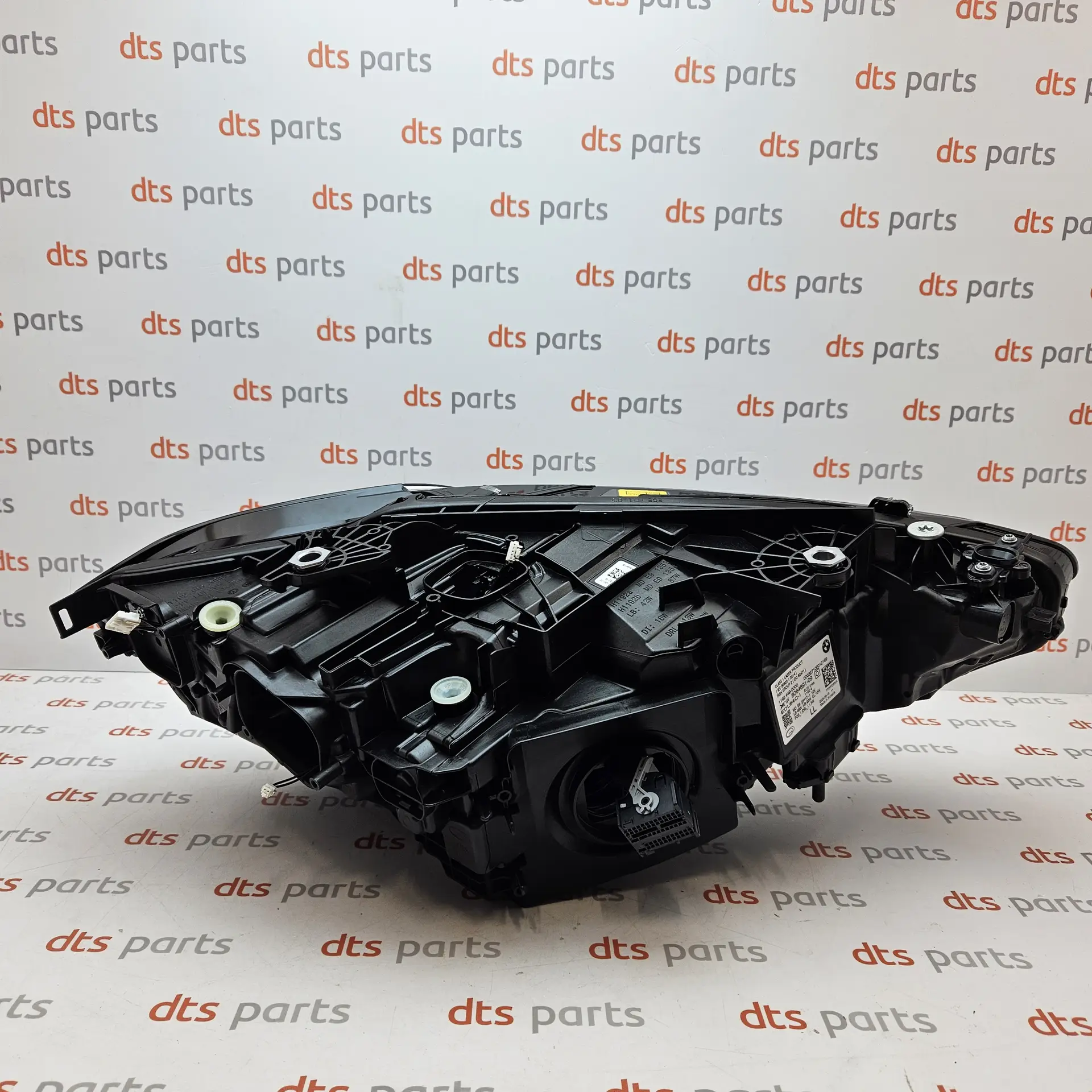 OEM BMW 63118084891 – Left Laser Headlight