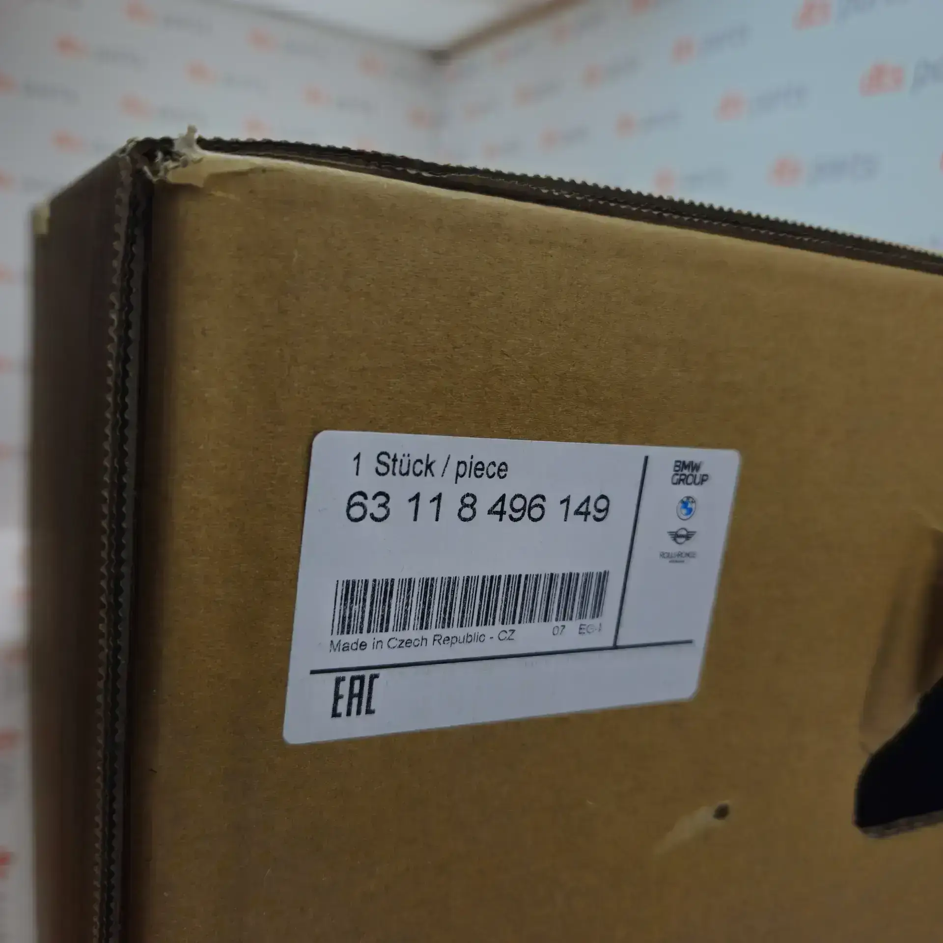 OEM BMW 63118496149 – Front left LED headlight