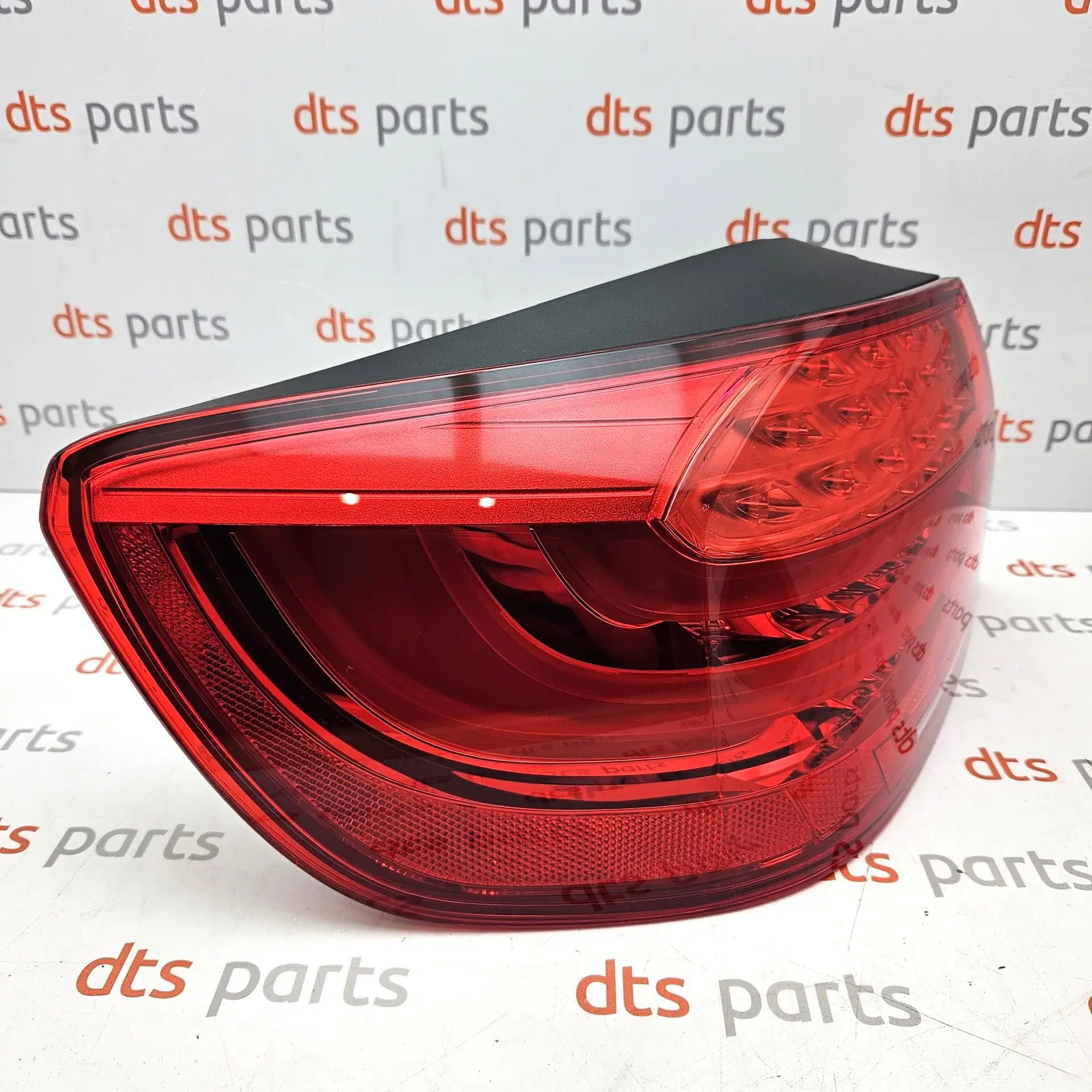 OEM BMW 63217252091 – Rear light,left