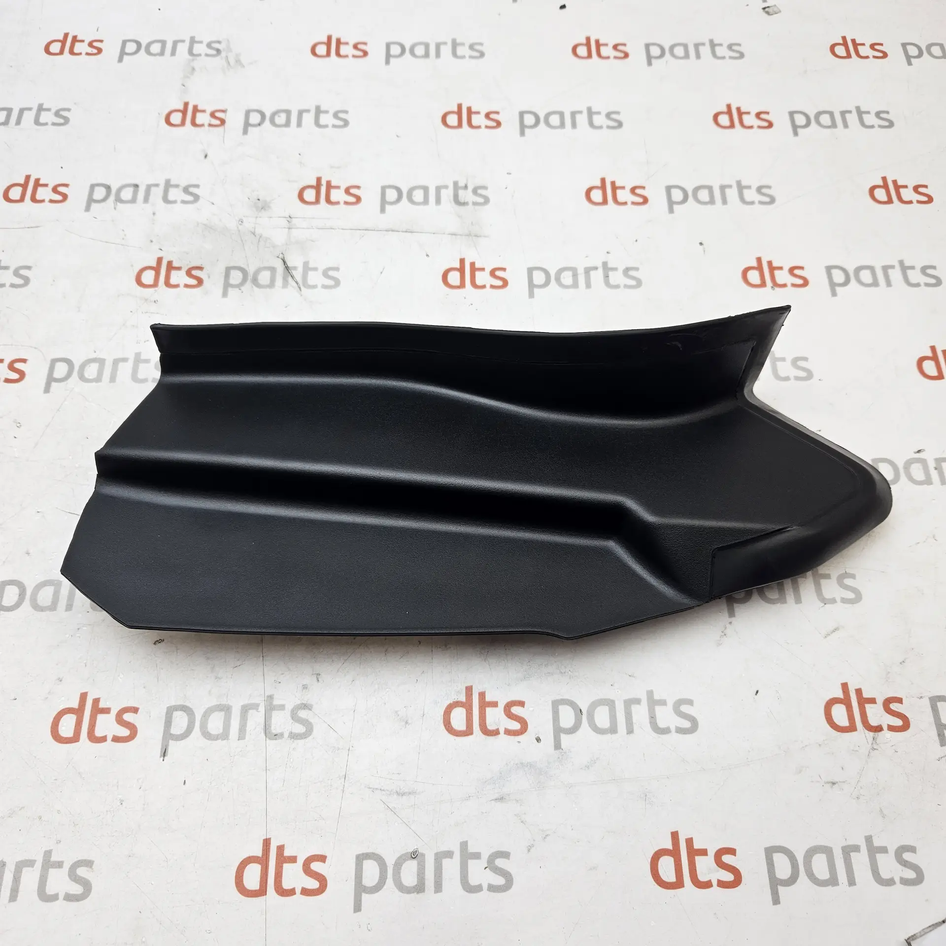 OEM BMW 63217342234 – Left trunk lid tail light finisher trim panel