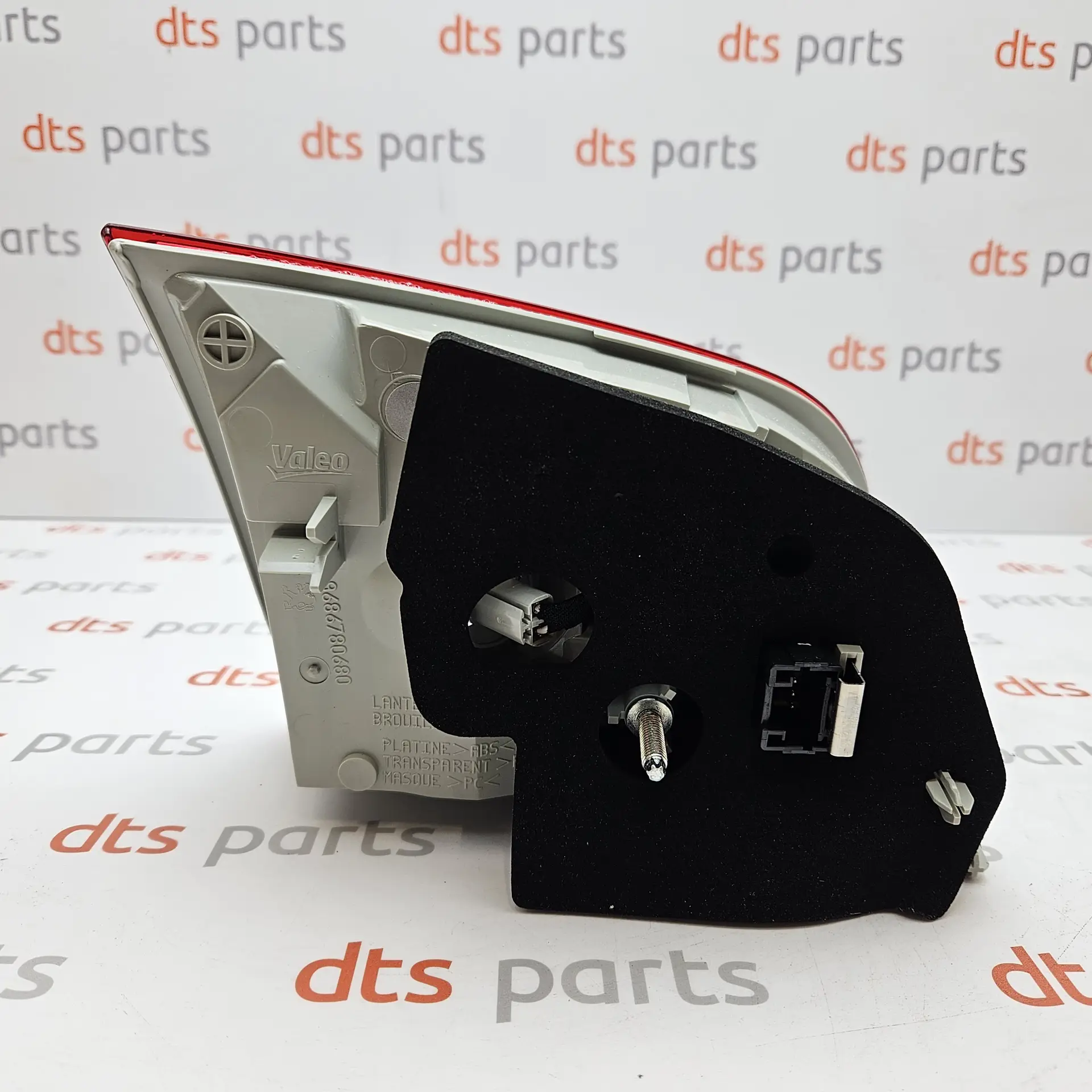 OEM PSA 6351LZ – Rear right inner tail light