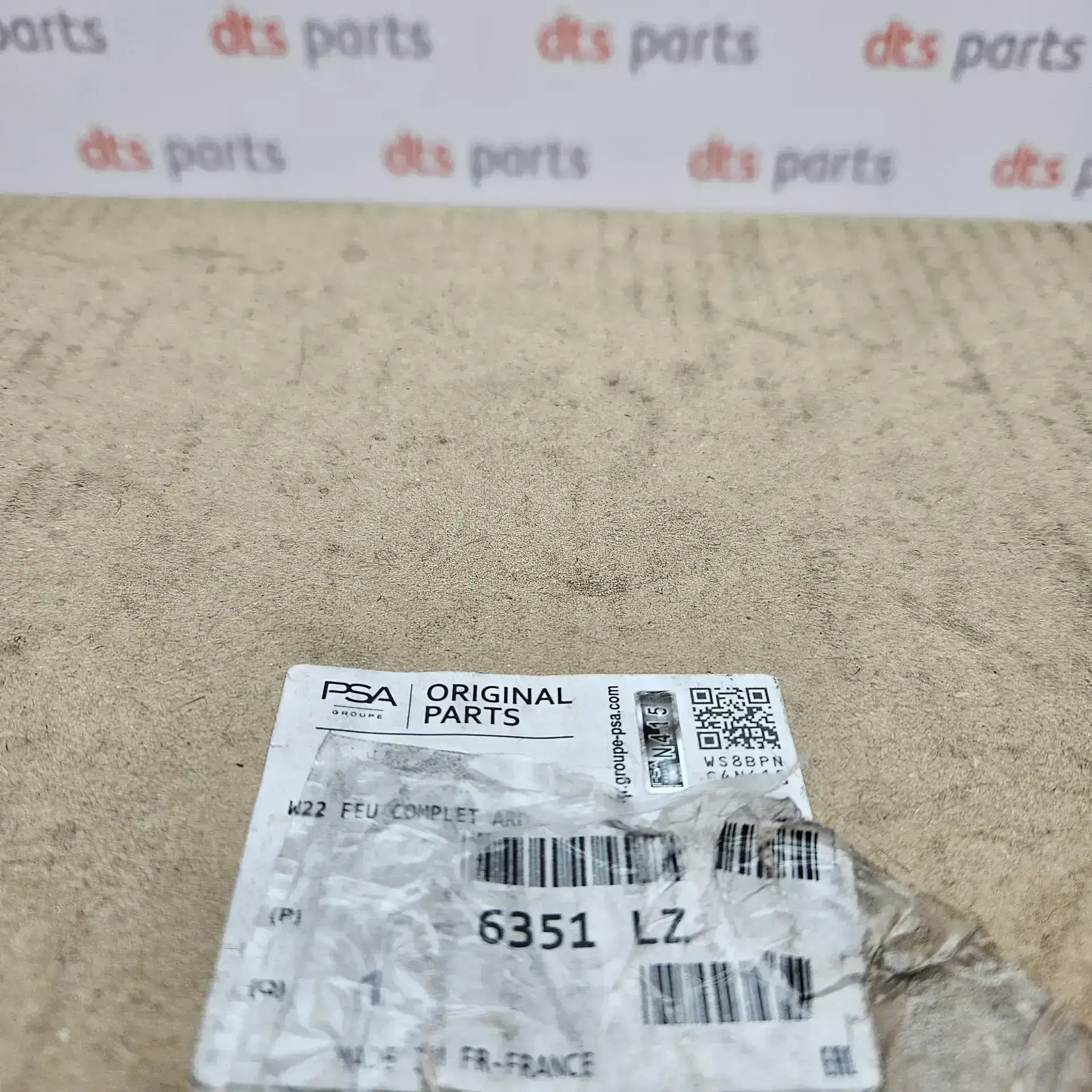 OEM PSA 6351LZ – Rear right inner tail light