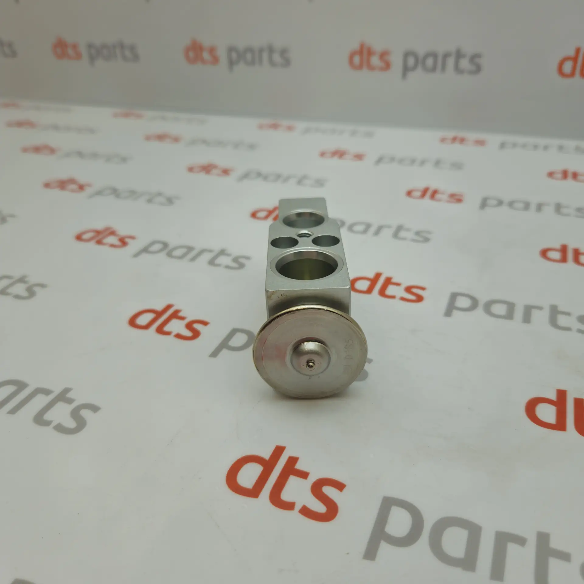 OEM BMW 64119159803 – Air conditioning expansion valve