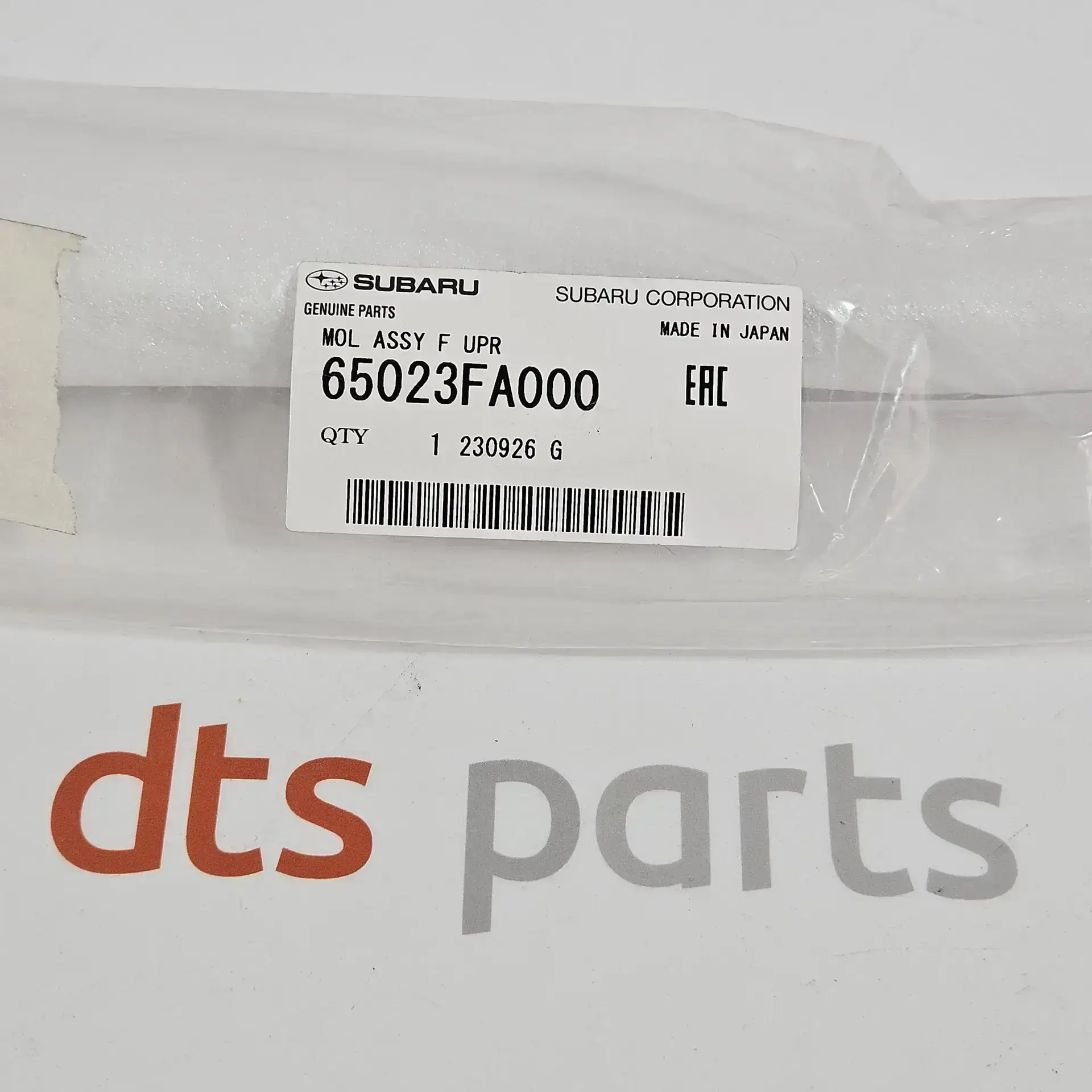 OEM Subaru 65023FA000 – Front upper windshield moulding