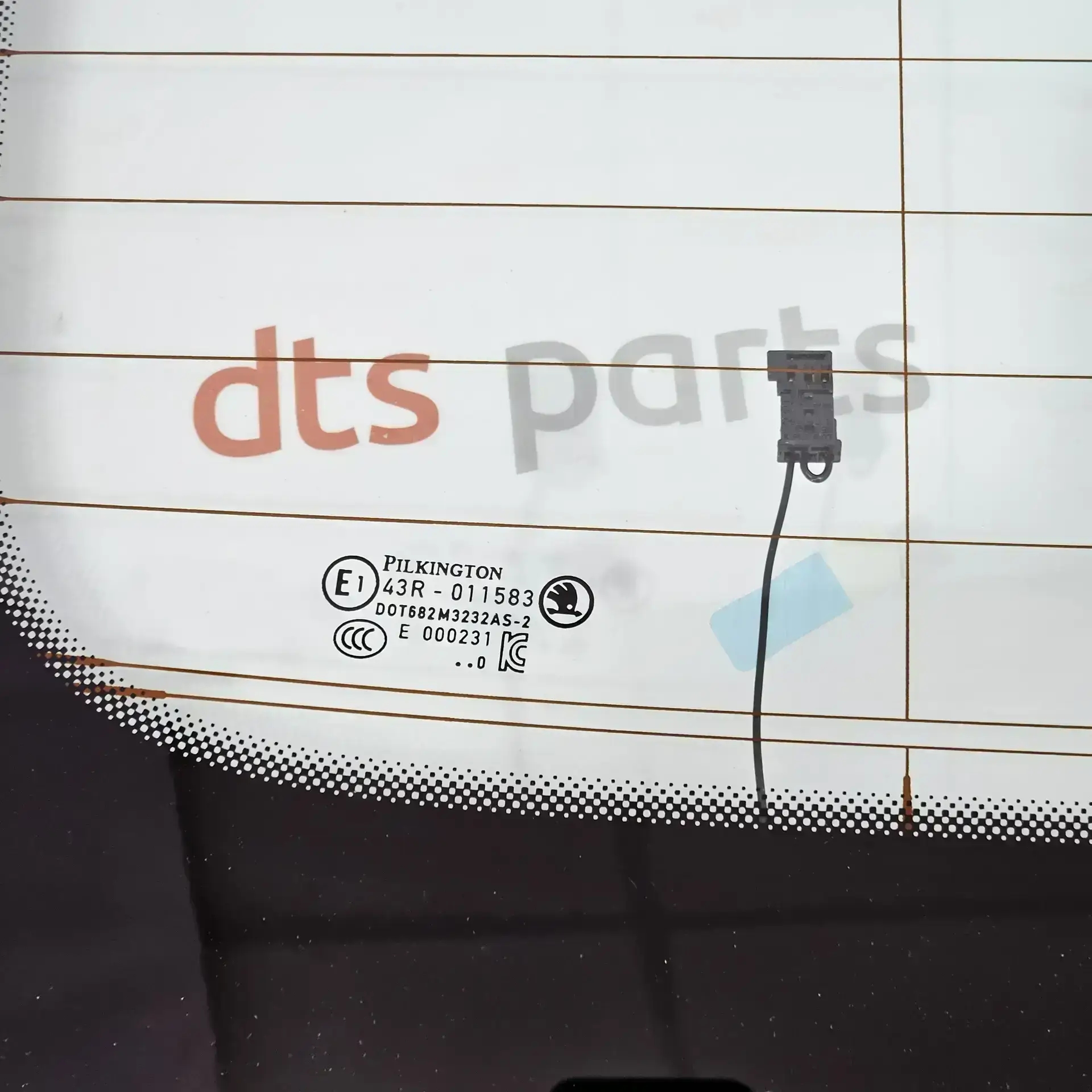 OEM VAG 657845049BNVB – Rear window