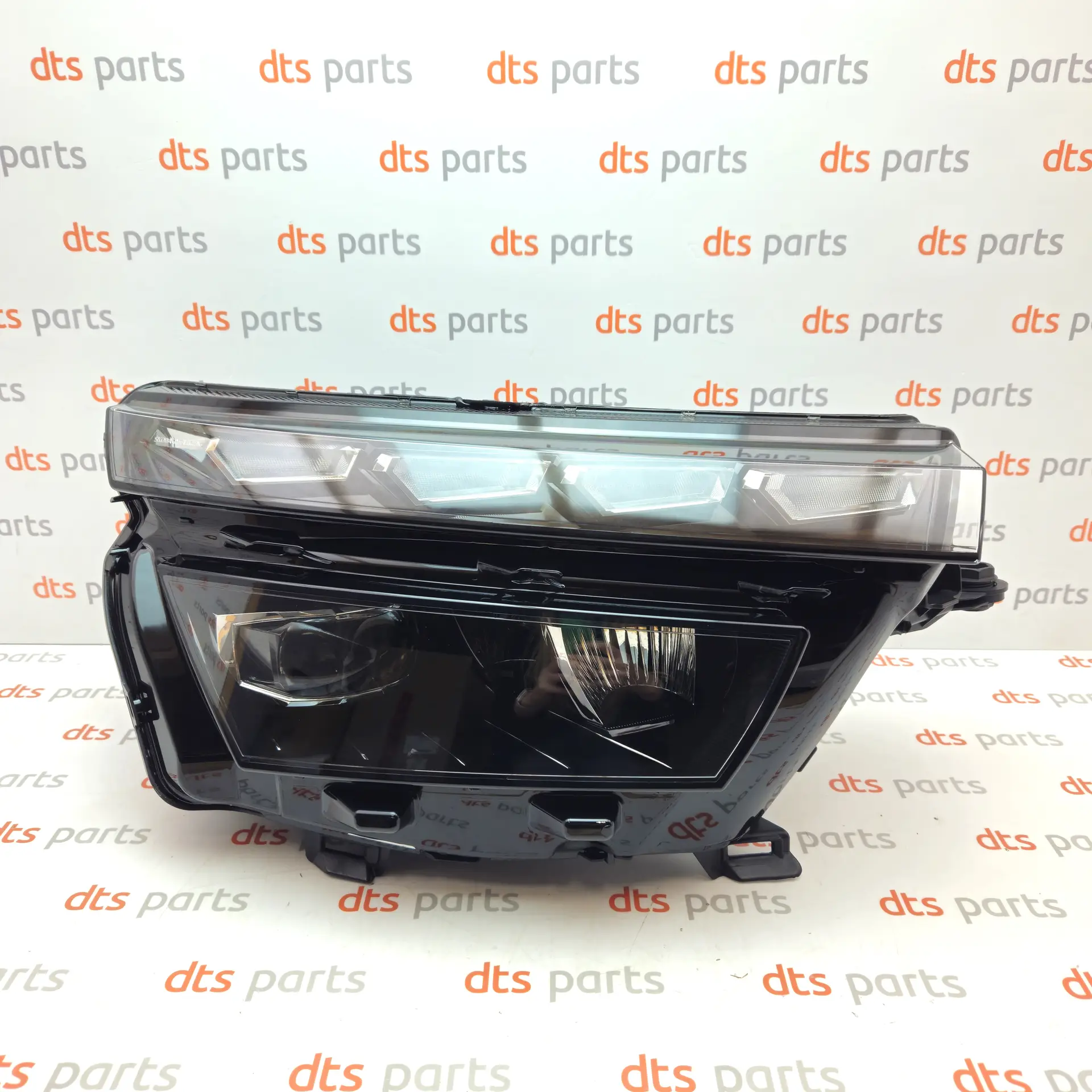 SKODA 658941016D