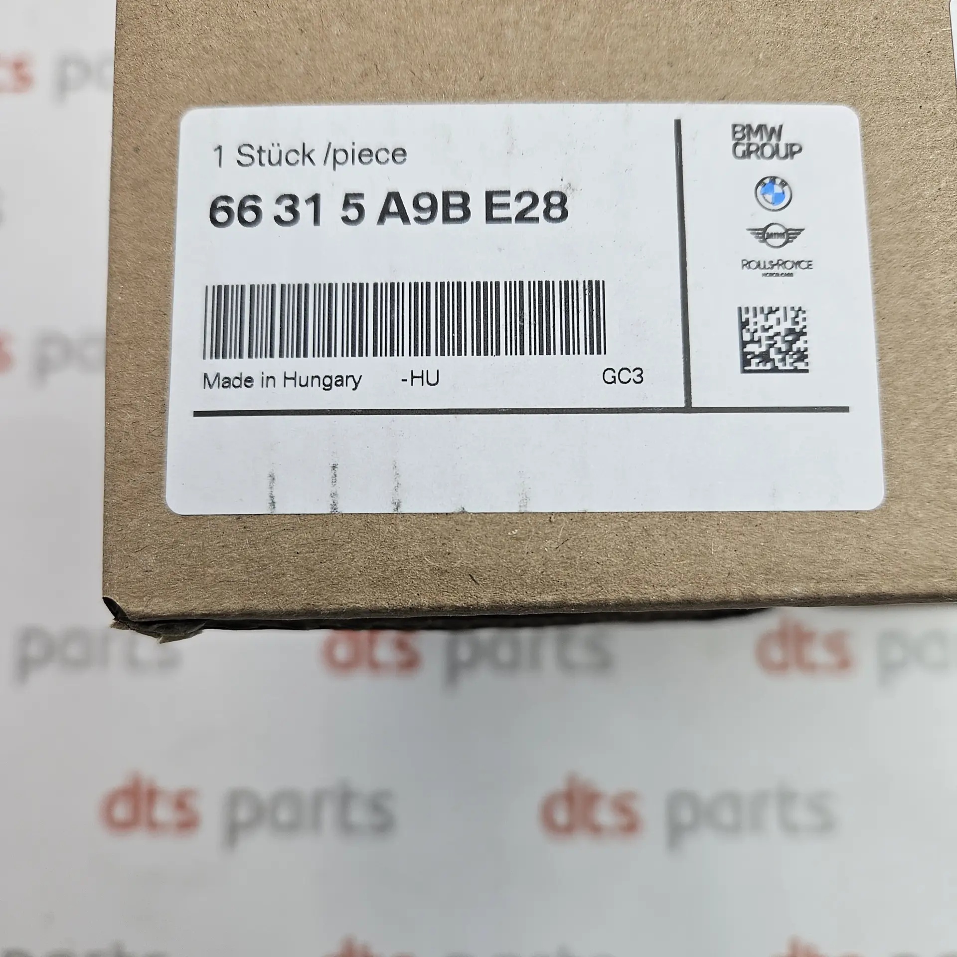 OEM BMW 66315A9BE28 – Cruise control distance sensor