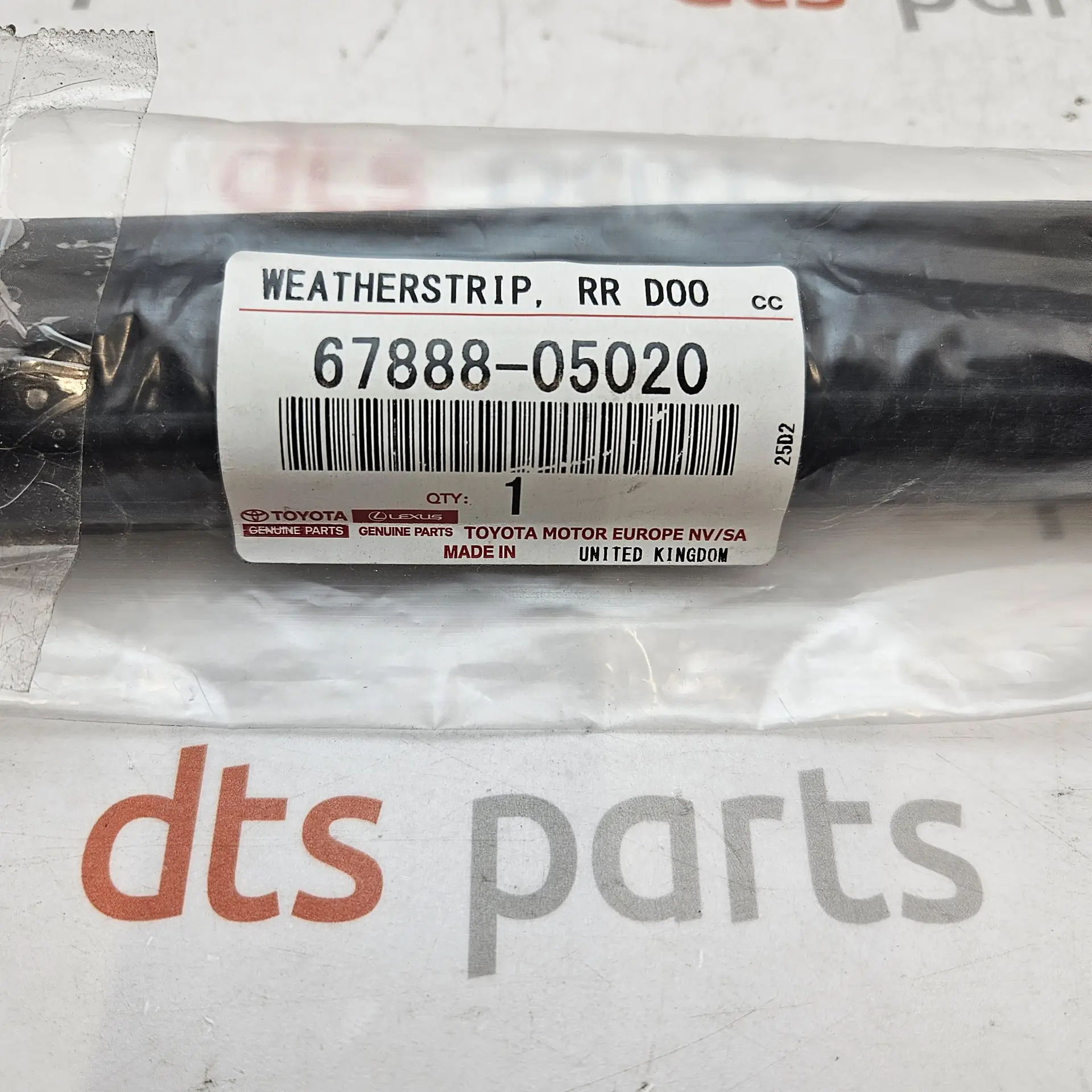OEM Toyota 6788805020 – Left hand rear door weatherstrip