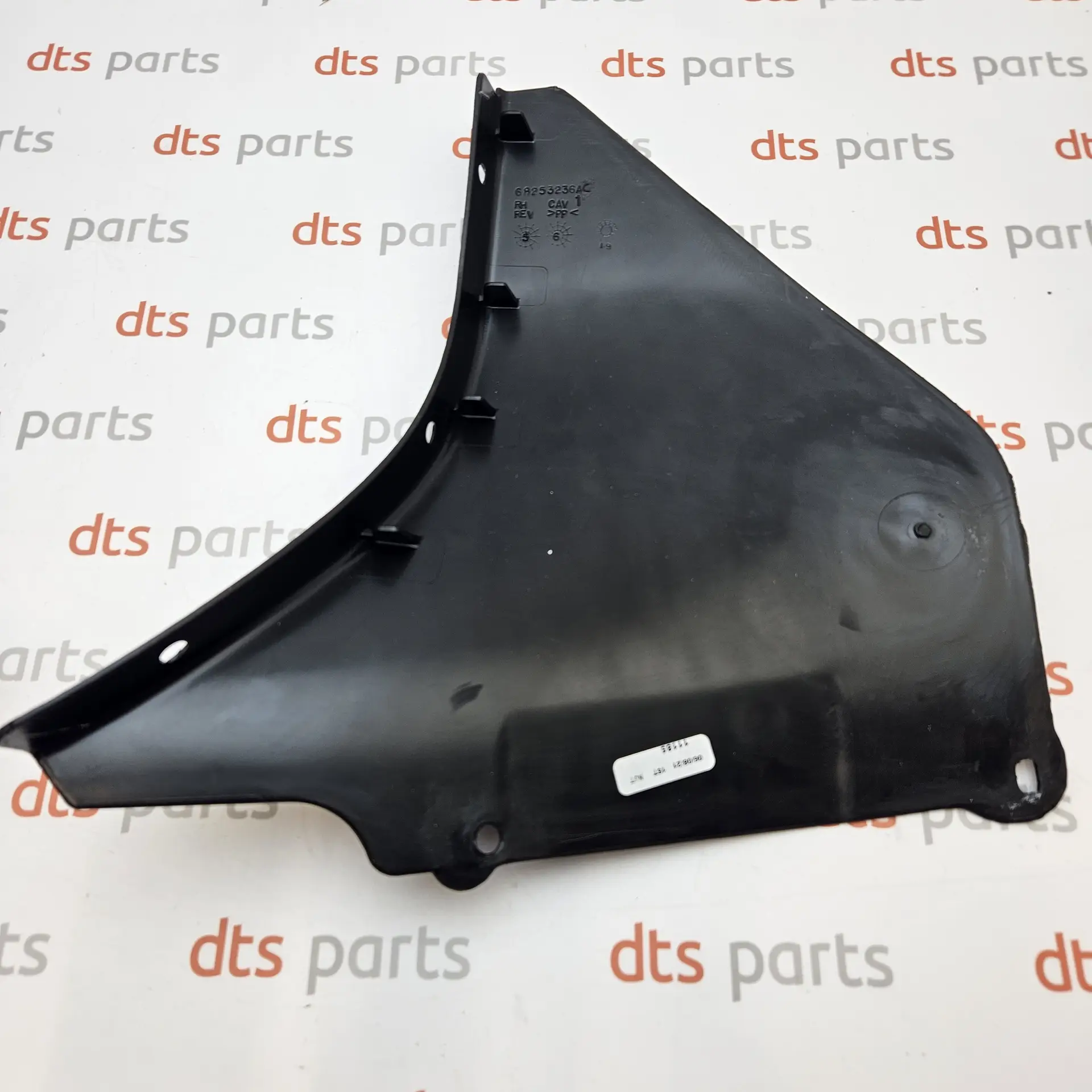 OEM FCA 68253236AC – Torque box cover, right Dodge Challenger, Dodge Charger