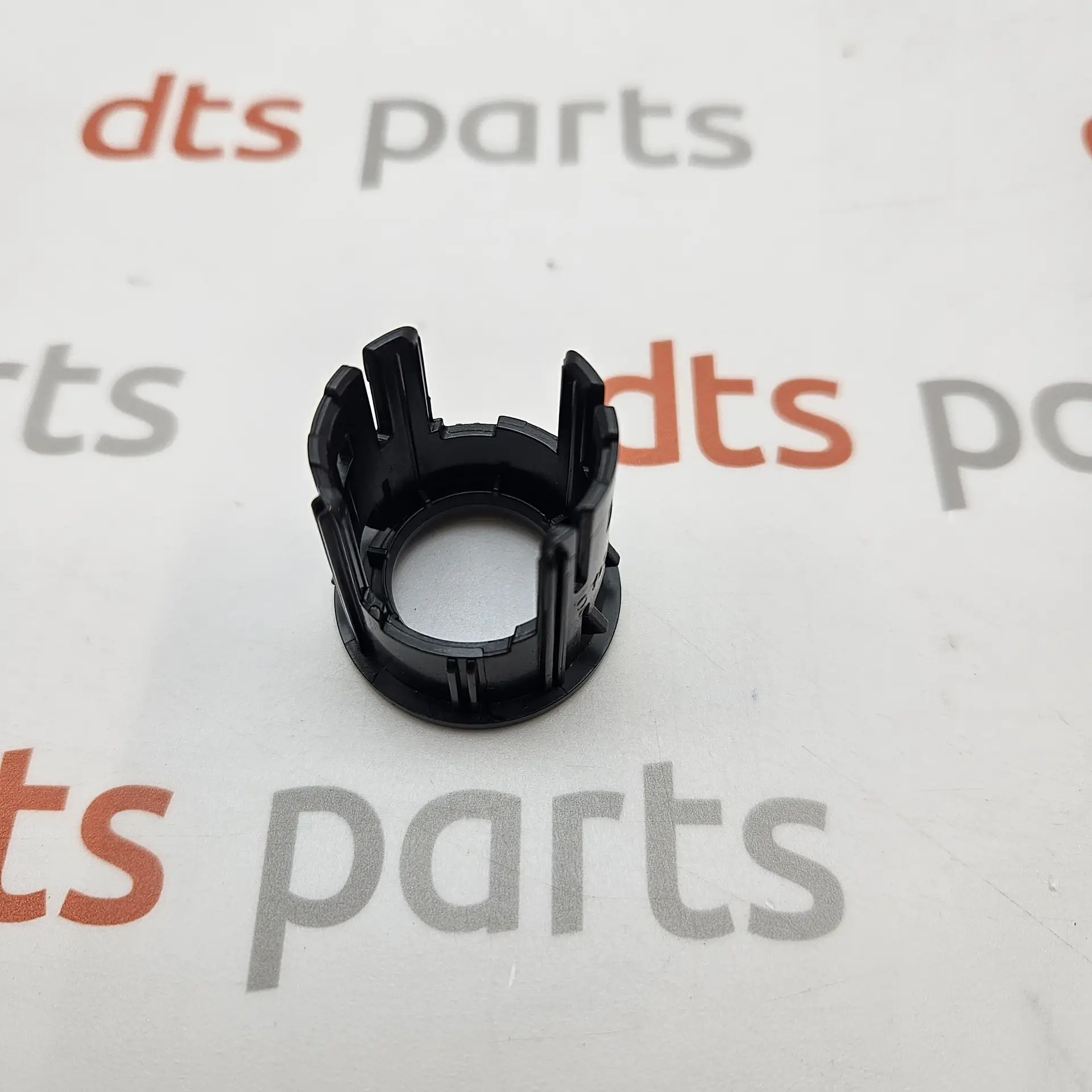 OEM Dodge 68335624AC – Front sensor bracket  2019 Ram 1500
