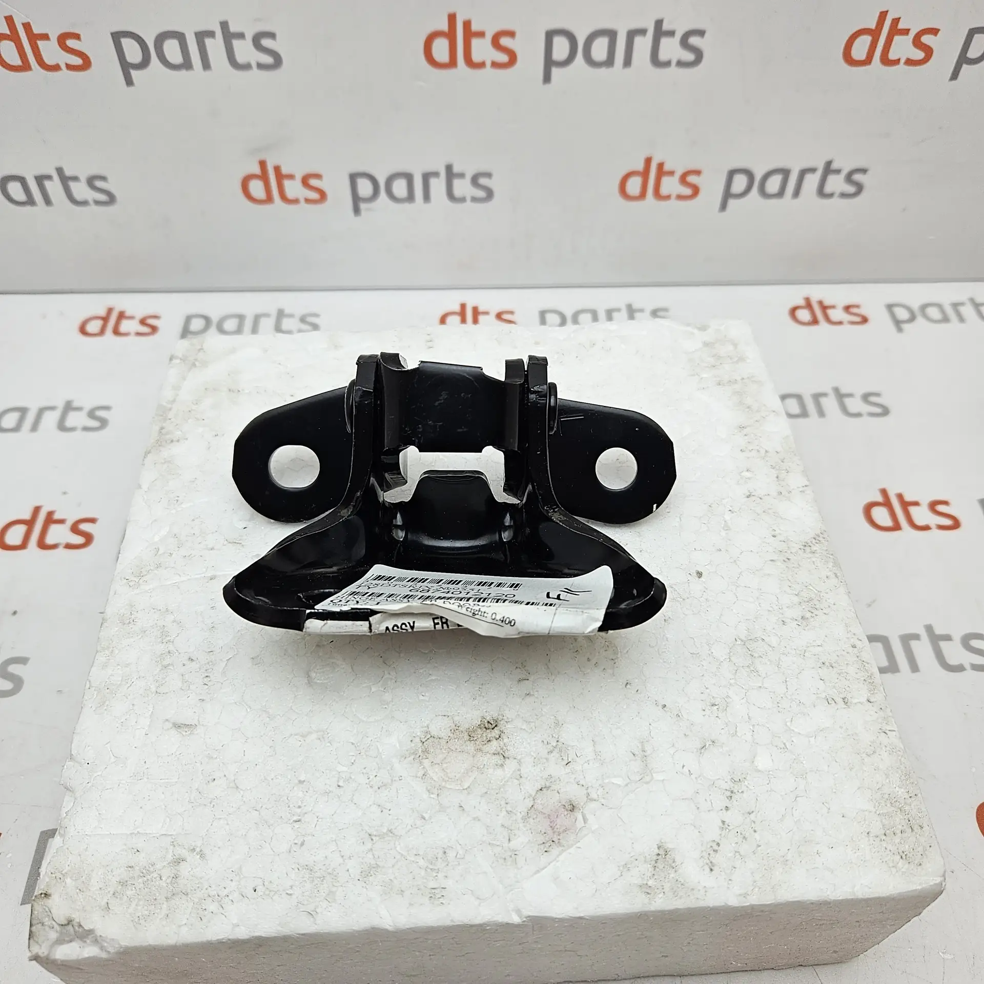 OEM Toyota 6874012120 – Front door upper hinge