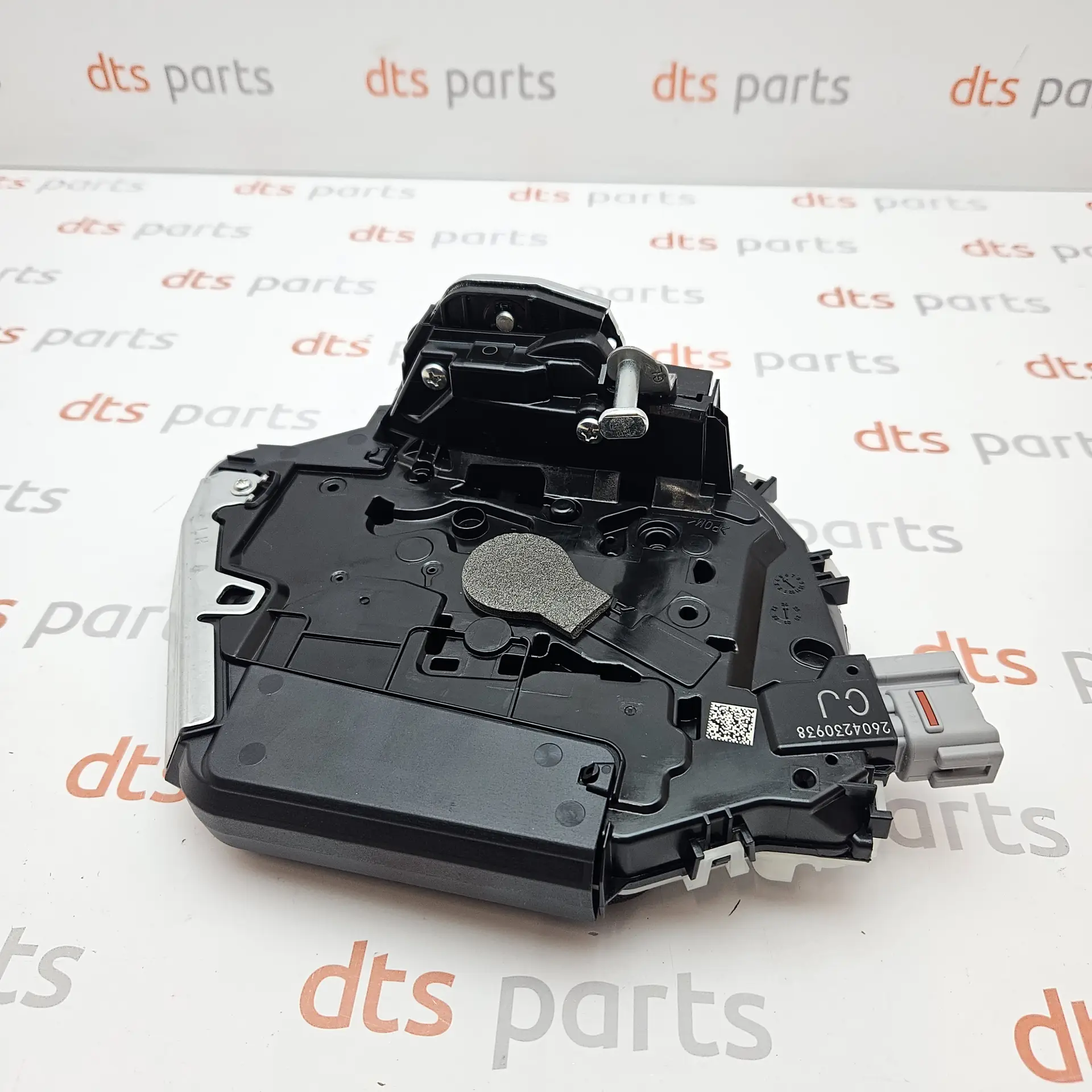 OEM Toyota/Lexus 6906078041 – Rear left door lock assembly