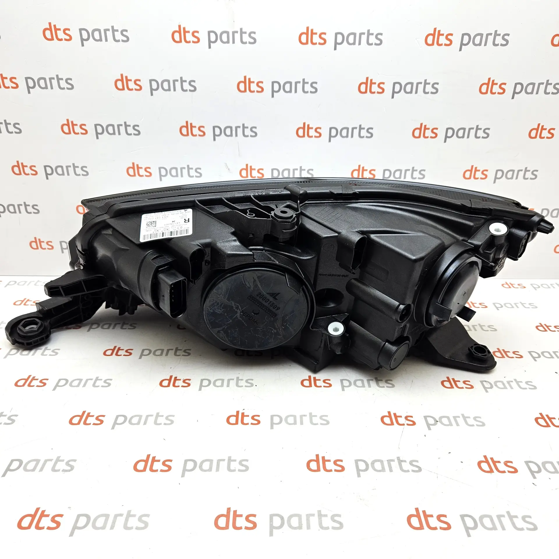 OEM Skoda 6V1941016D – Right headlight