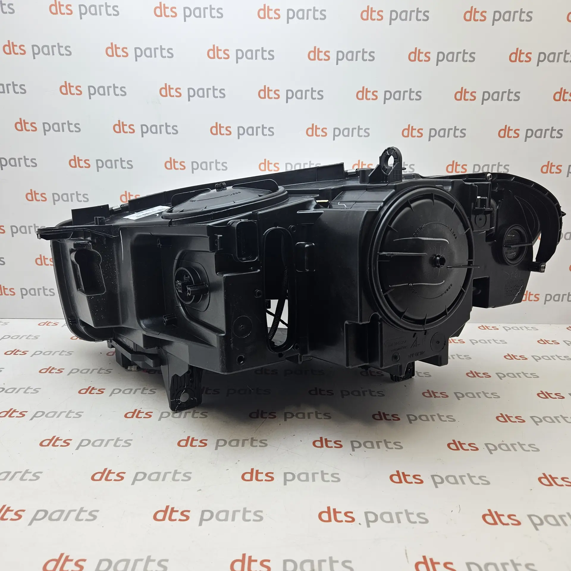 Magneti Marelli 710815029052 – Front right headlight - eftermarkedsdel