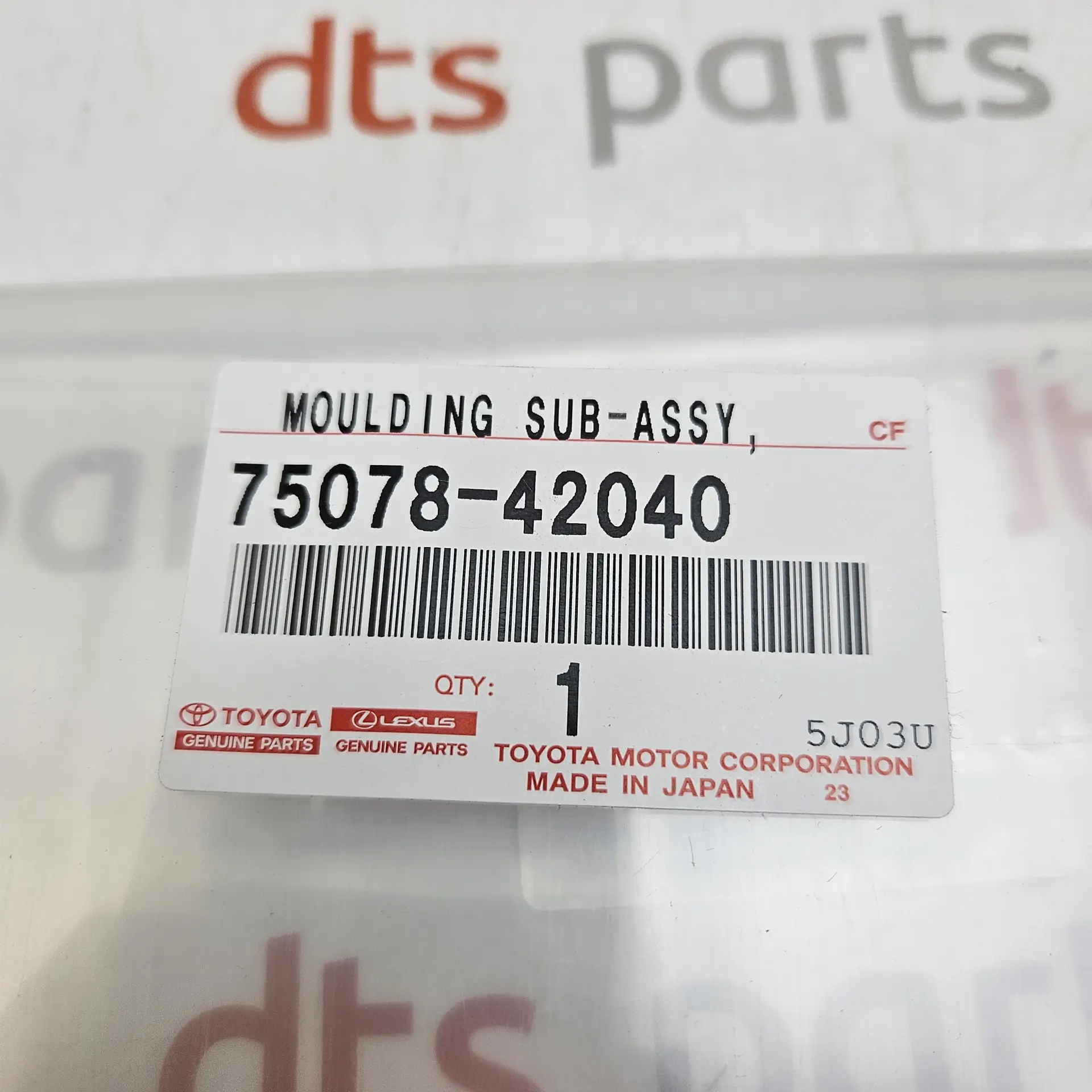 OEM Toyota 7507842040 – MOULDING SUB-ASSY, REAR DOOR OUTSIDE LOWER LH