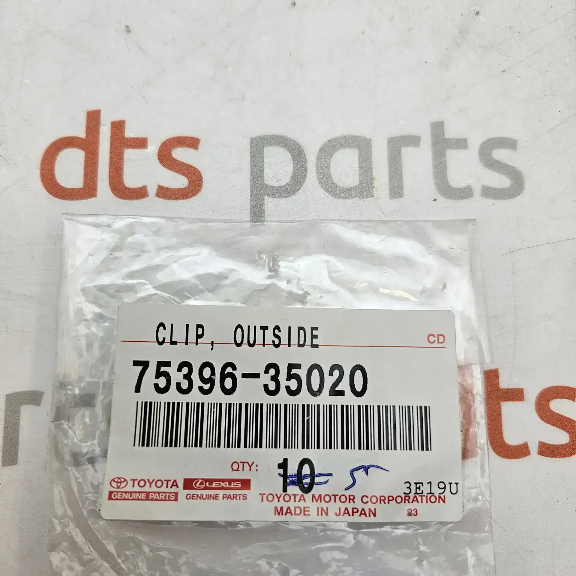 OEM Toyota 7539635020 – Clip, Outside MOULDING Toyota Highlander,Hilux,Land Cruiser