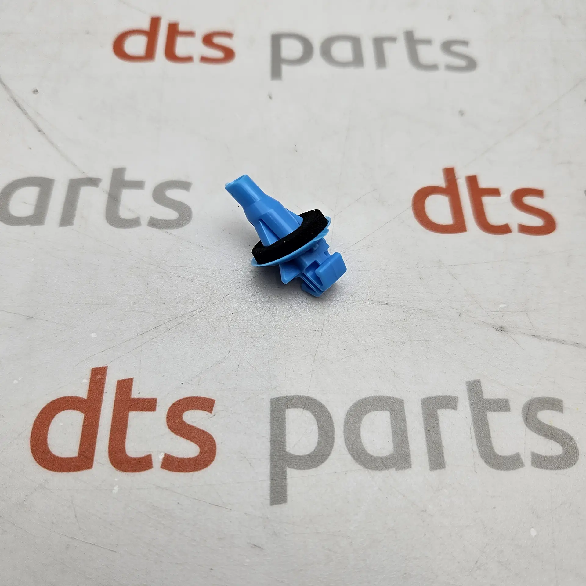 OEM Toyota 7549260020 – Clip Genuine Toyota