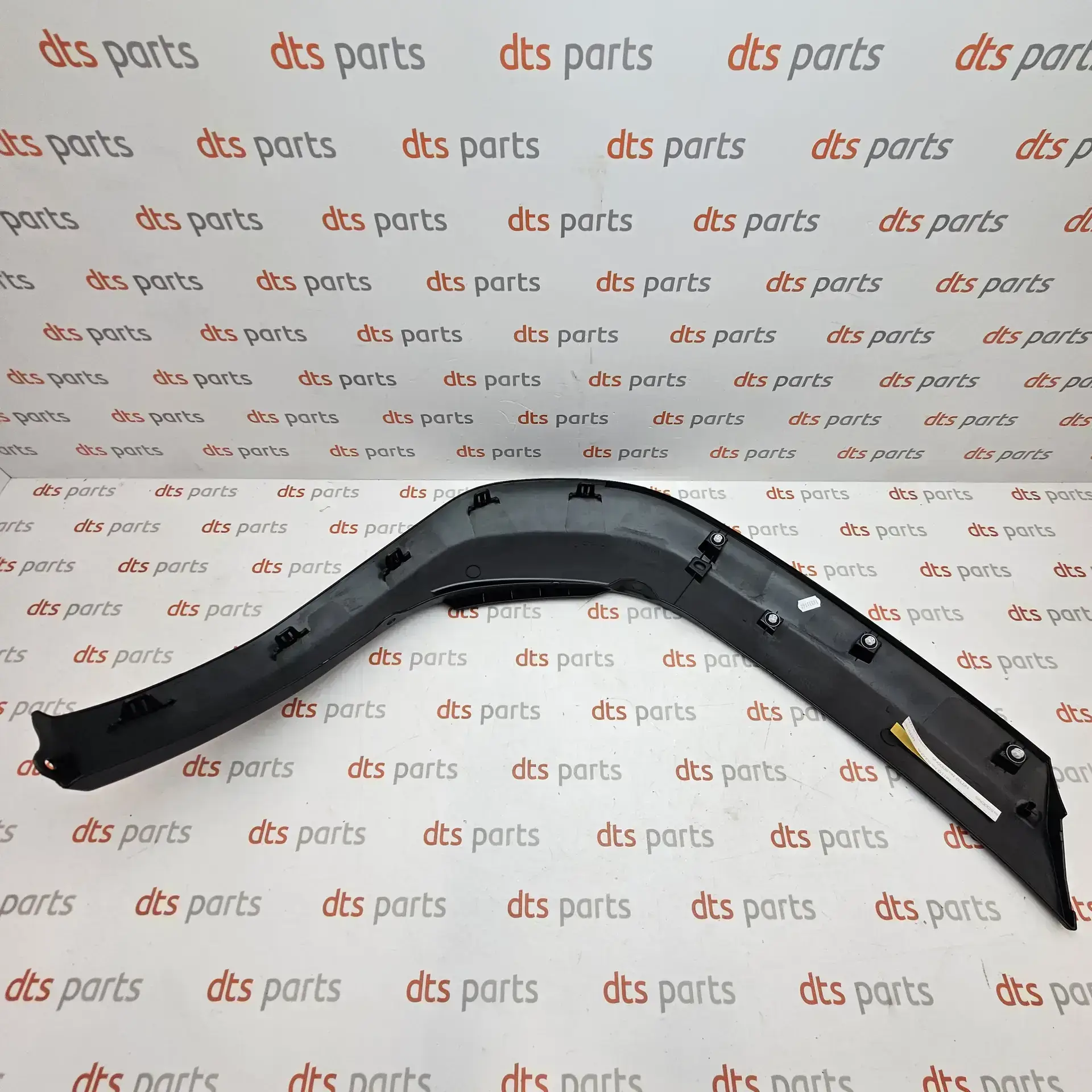 OEM Toyota 75606K2011 – Rear left wheel arch molding