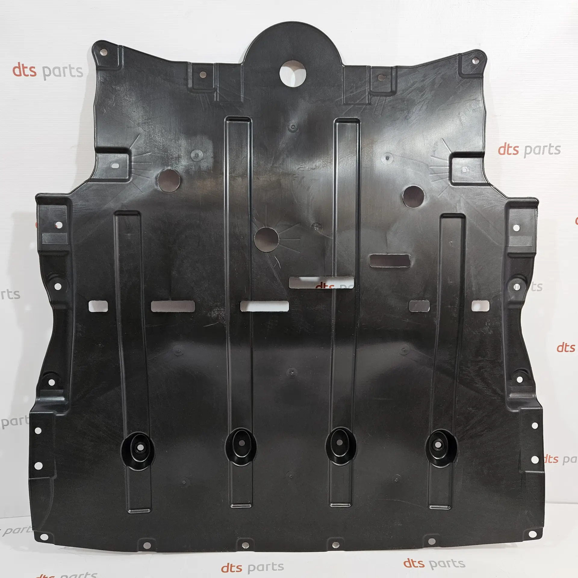OEM Nissan 758906UA0C – Front engine protection plate