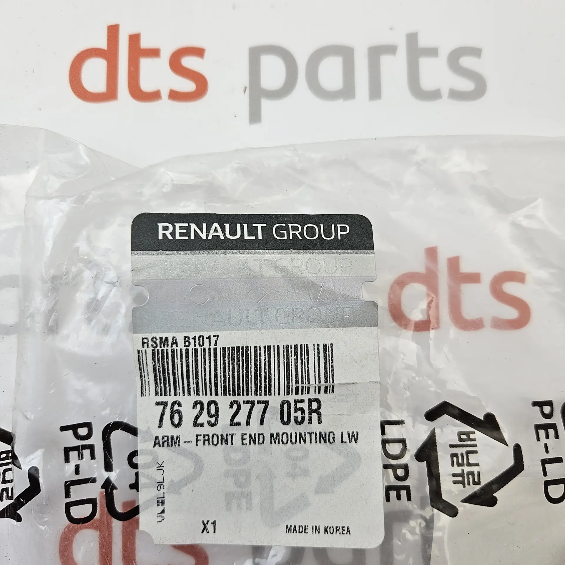 OEM Renault 762927705R – Front right fender mounting bracket