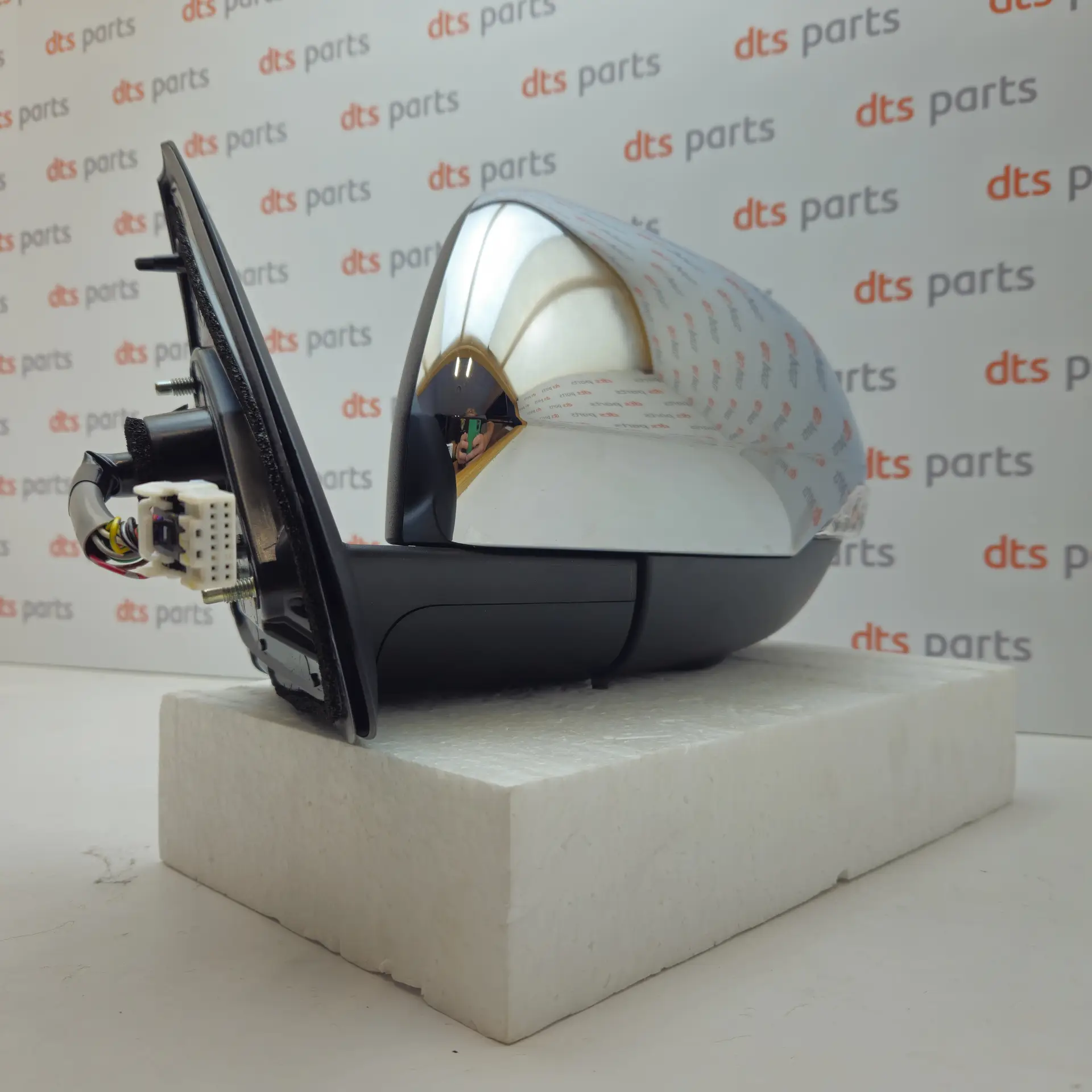 OEM Mitsubishi 7632D471 – Left rear view mirror