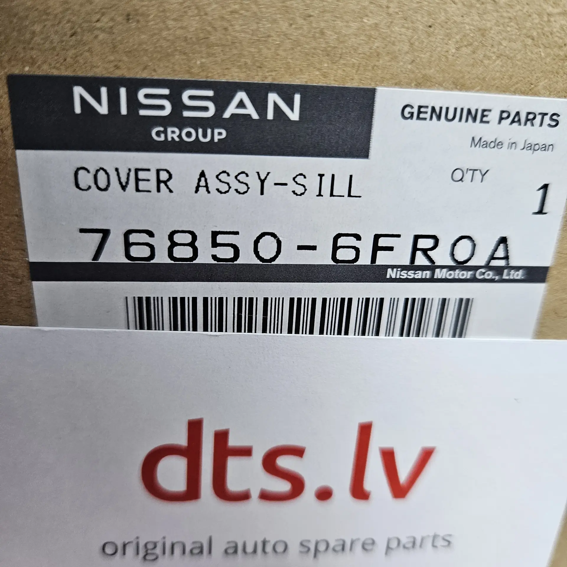 OEM Nissan 768506FR0A – Right-hand (passenger side) sill cover