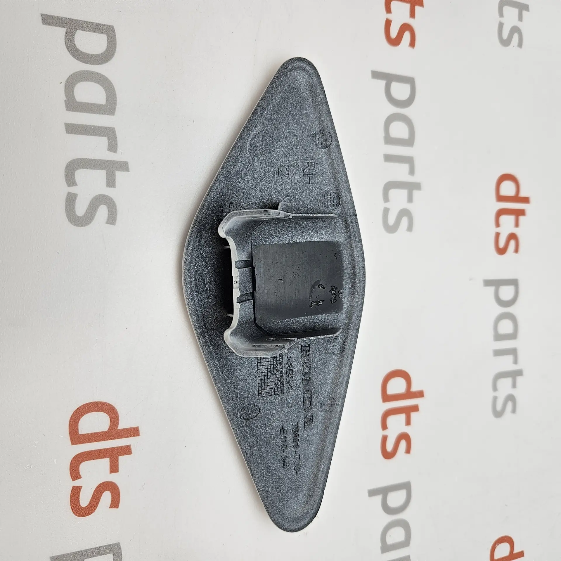 OEM Honda 76881TV0E11ZD – Front right headlight washer cover