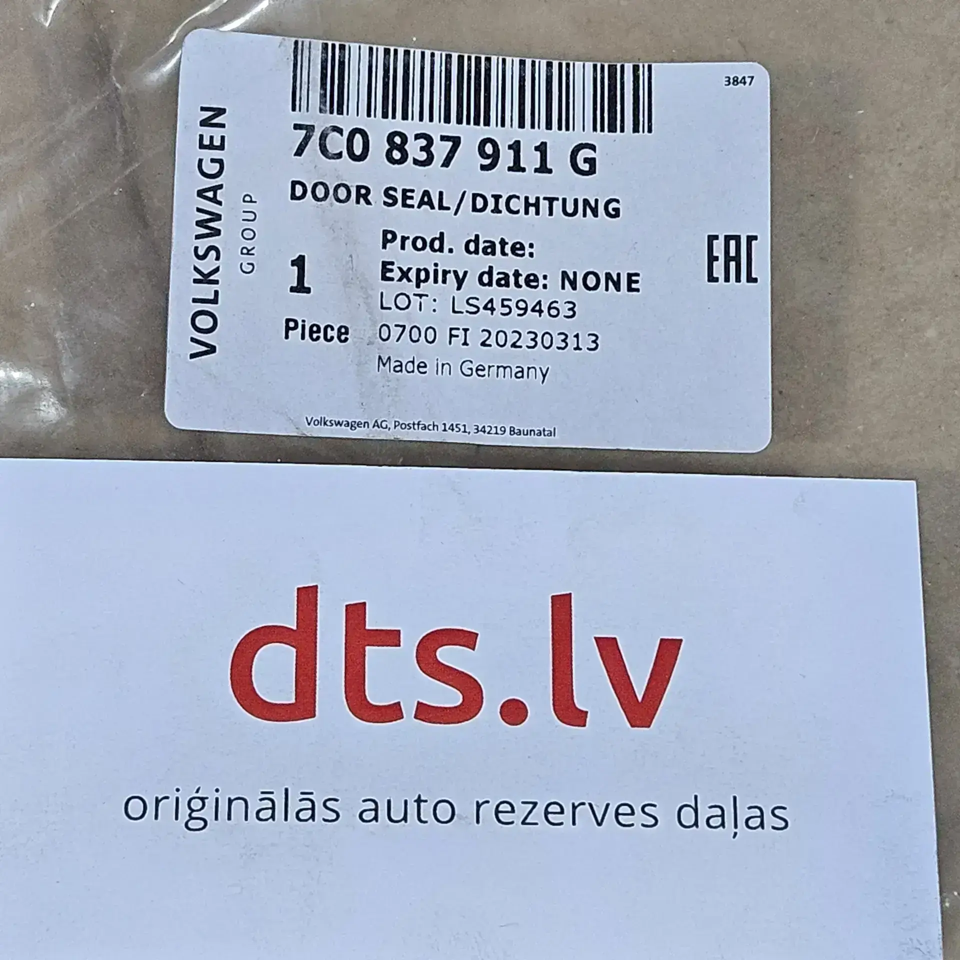 OEM VAG 7C0837911G – Front door seal
