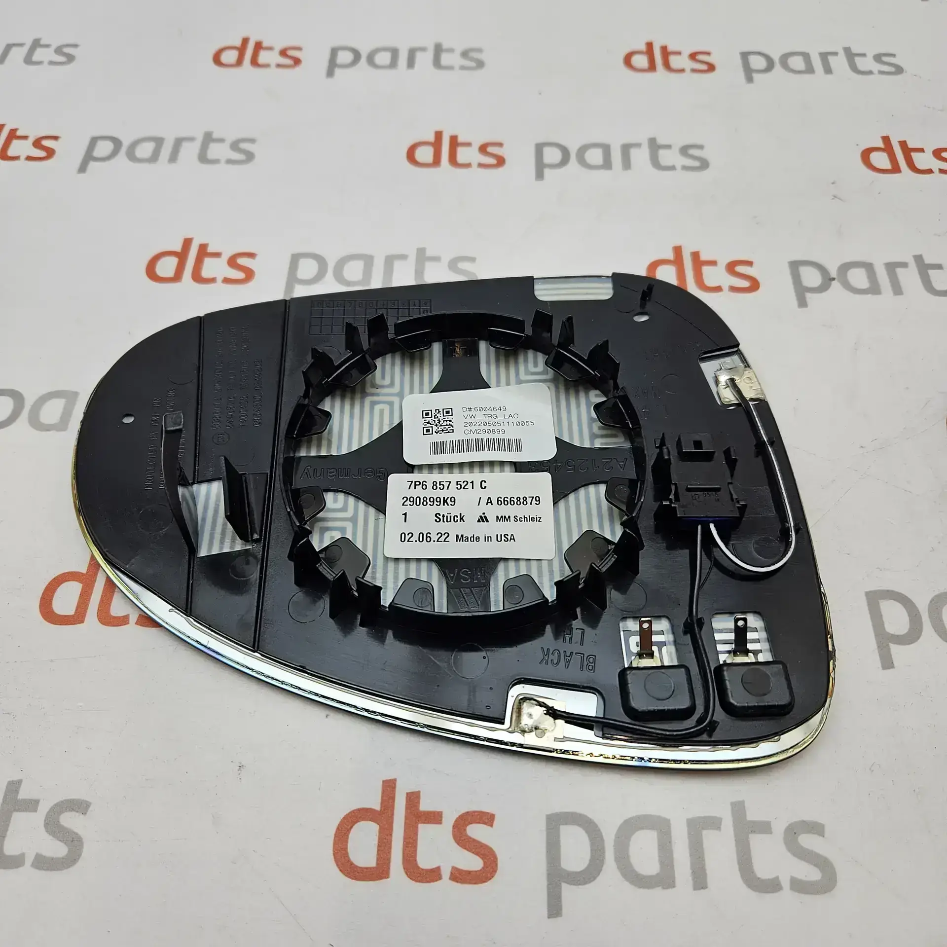 OEM Volkswagen 7P6857521C – Left rear view mirror glass
