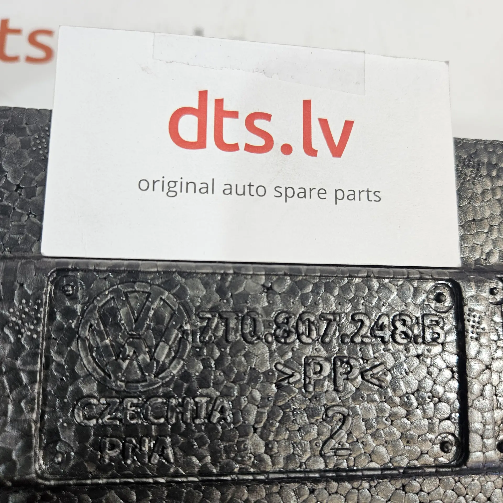 OEM Volkswagen 7T0807248B – Front center bumper energy absorber foam element