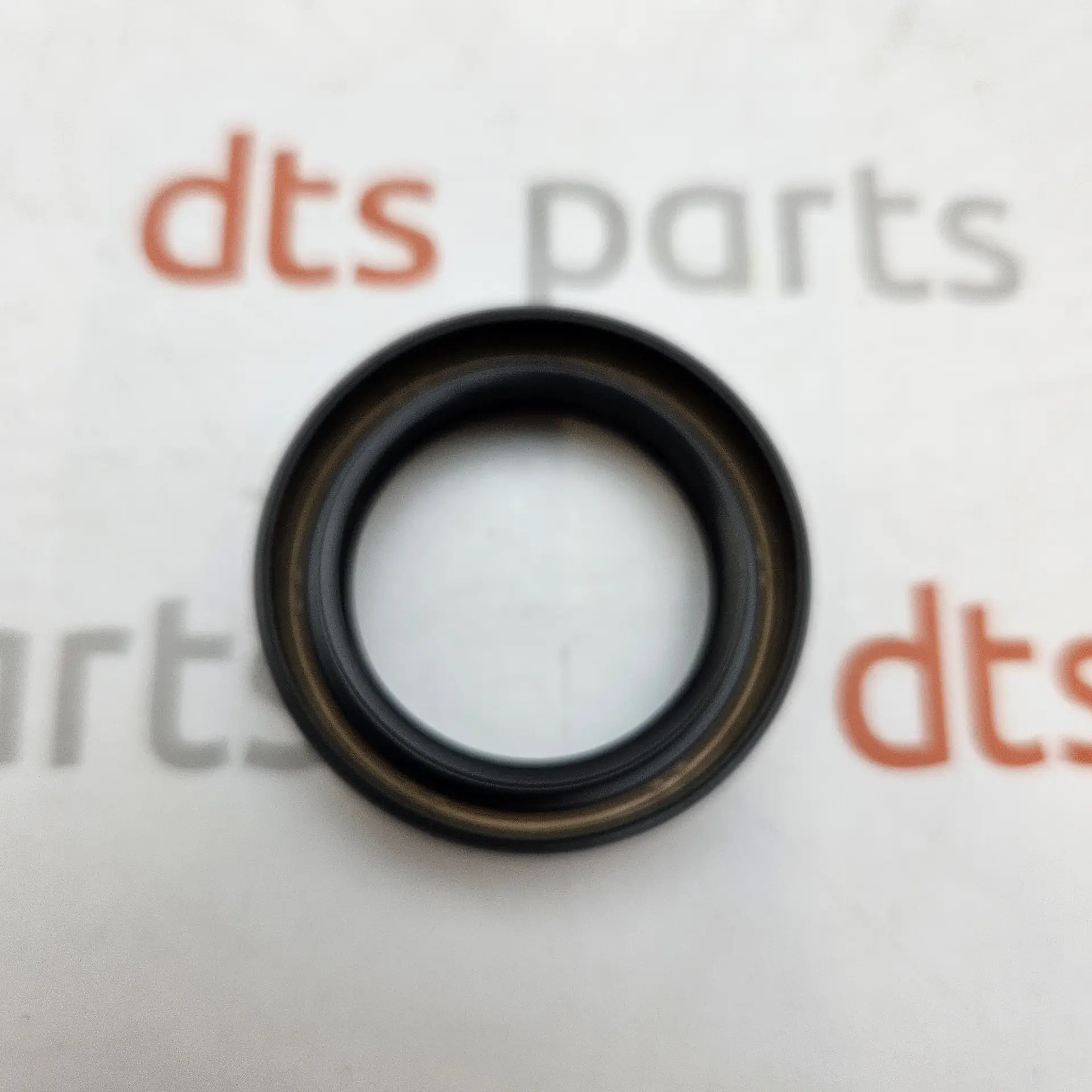 OEM Subaru 806735300 – Oil seal