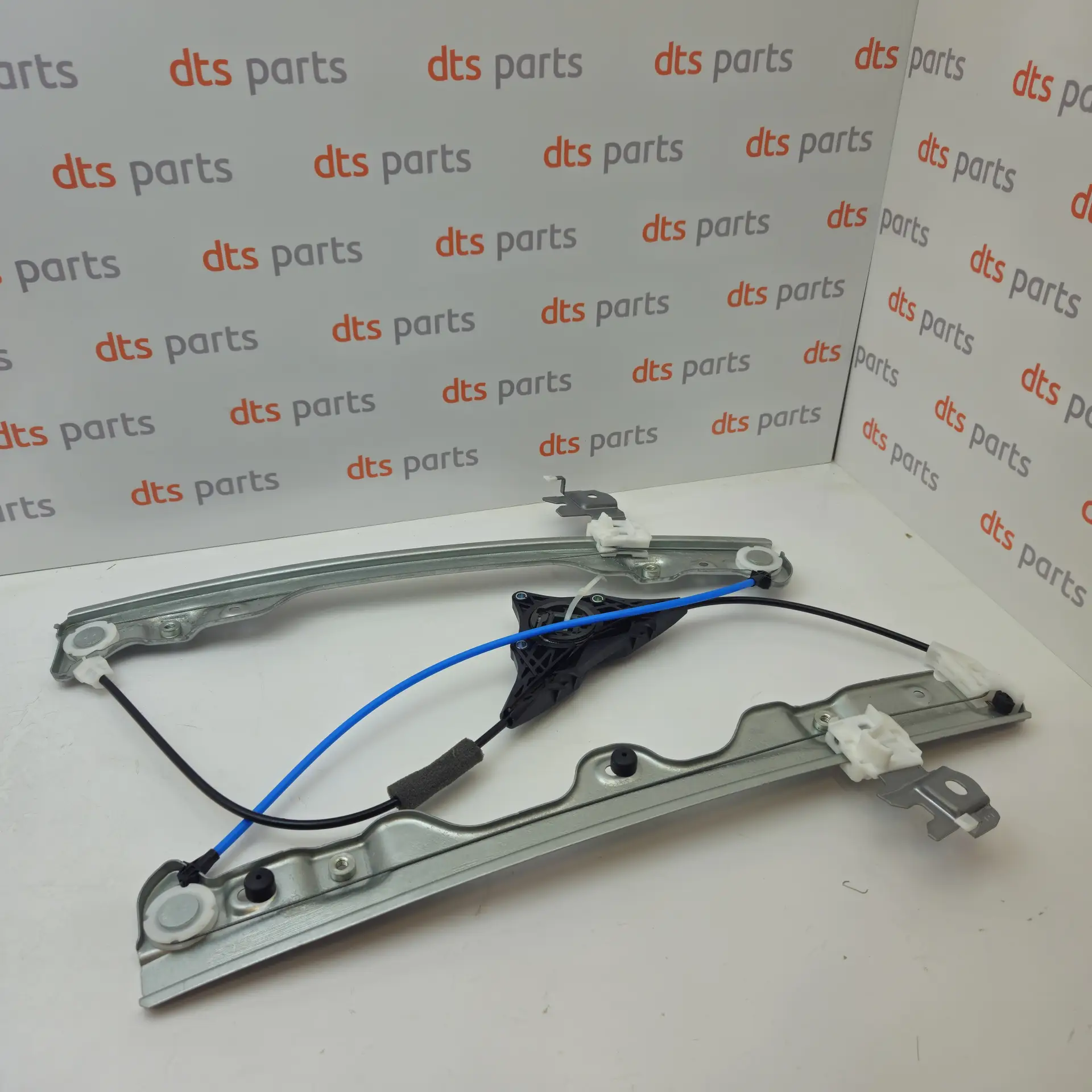 OEM Nissan/Infiniti 807211MA0B – Front left window mechanism