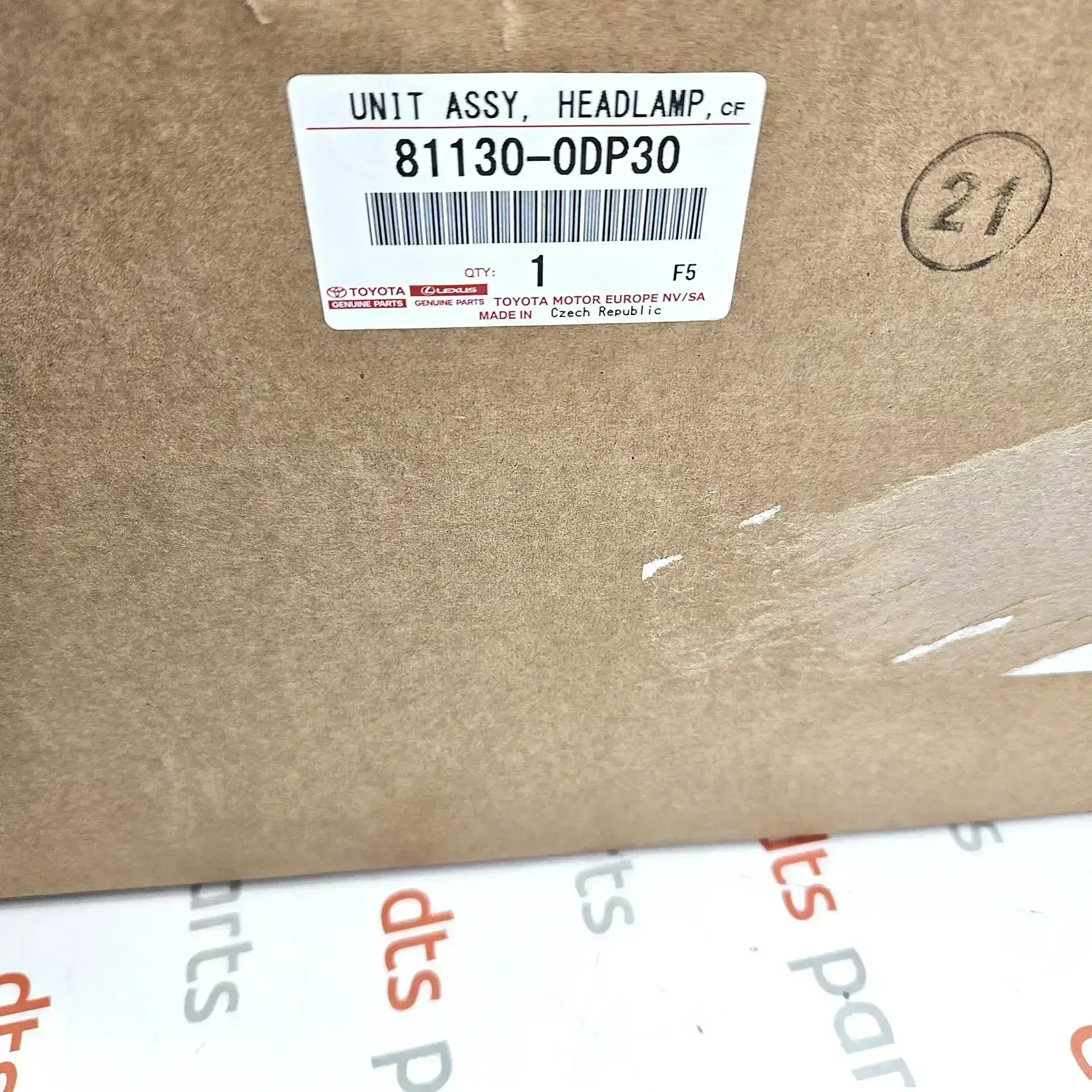 OEM Toyota 811300DP30 – Right headlight
