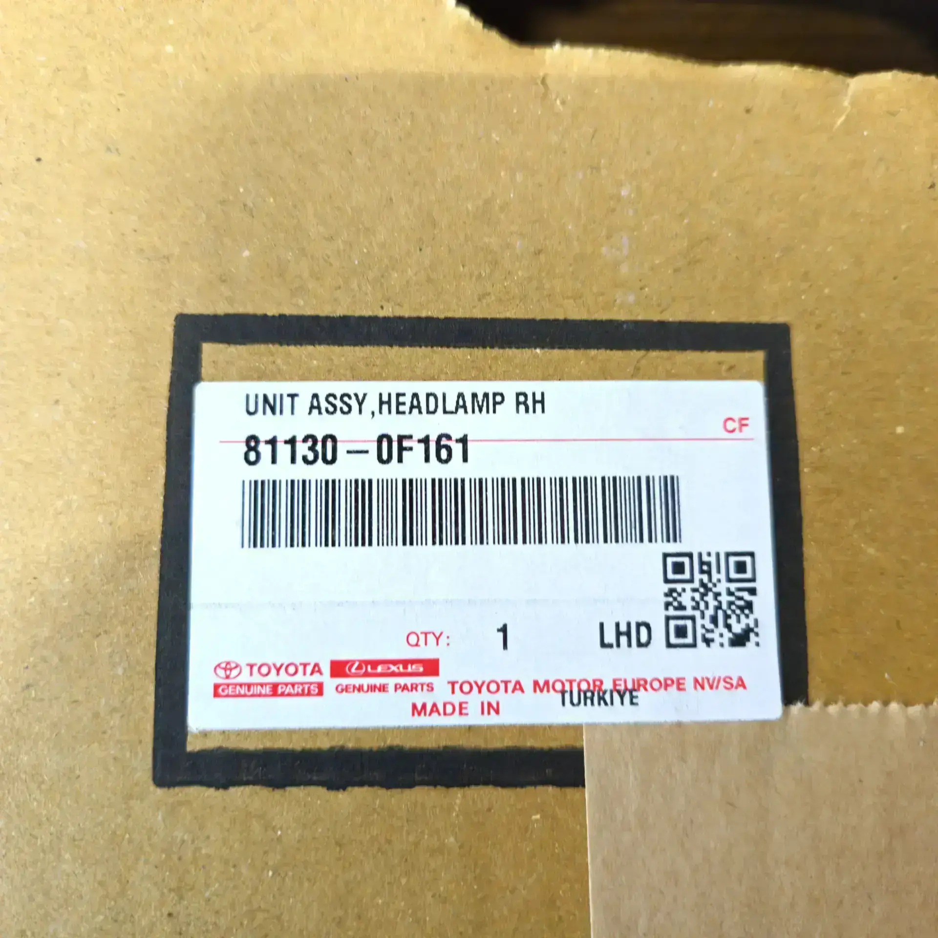 OEM Toyota 811300F161 – Right headlight