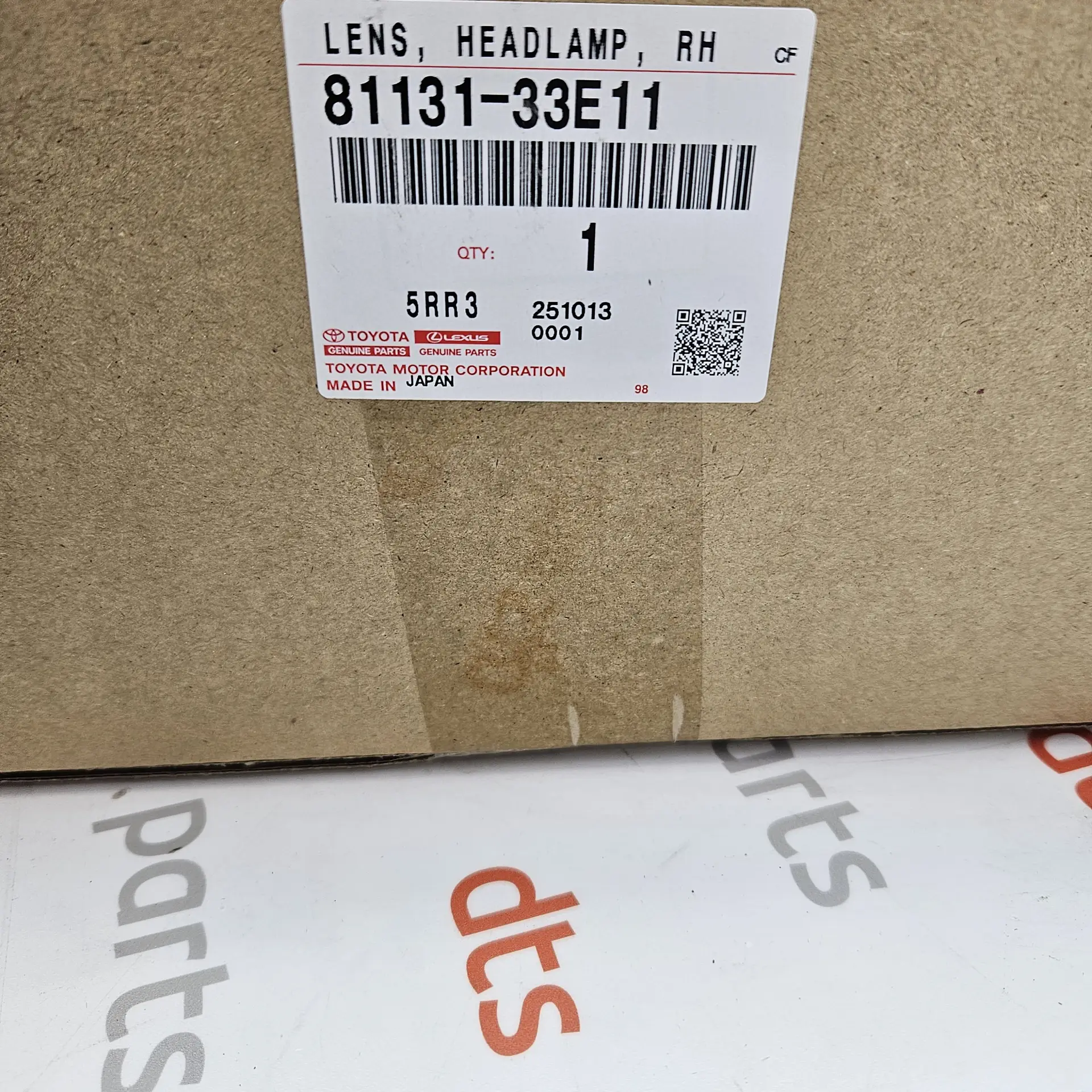 OEM Toyota 8113133E11 – Right Hand (RH) Headlamp