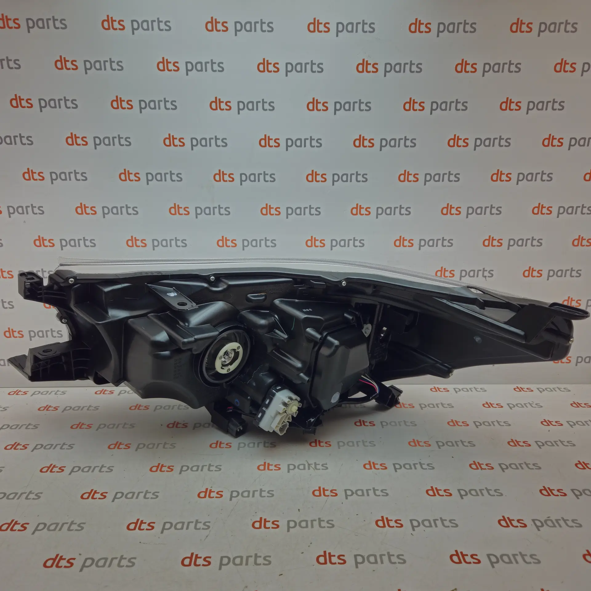OEM Toyota 811400K730 – Right front full LED headlight assembly