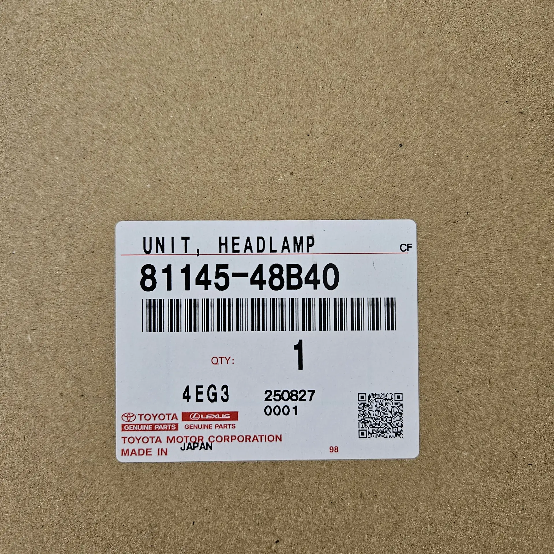 OEM Toyota 8114548B40 – Front right headlight