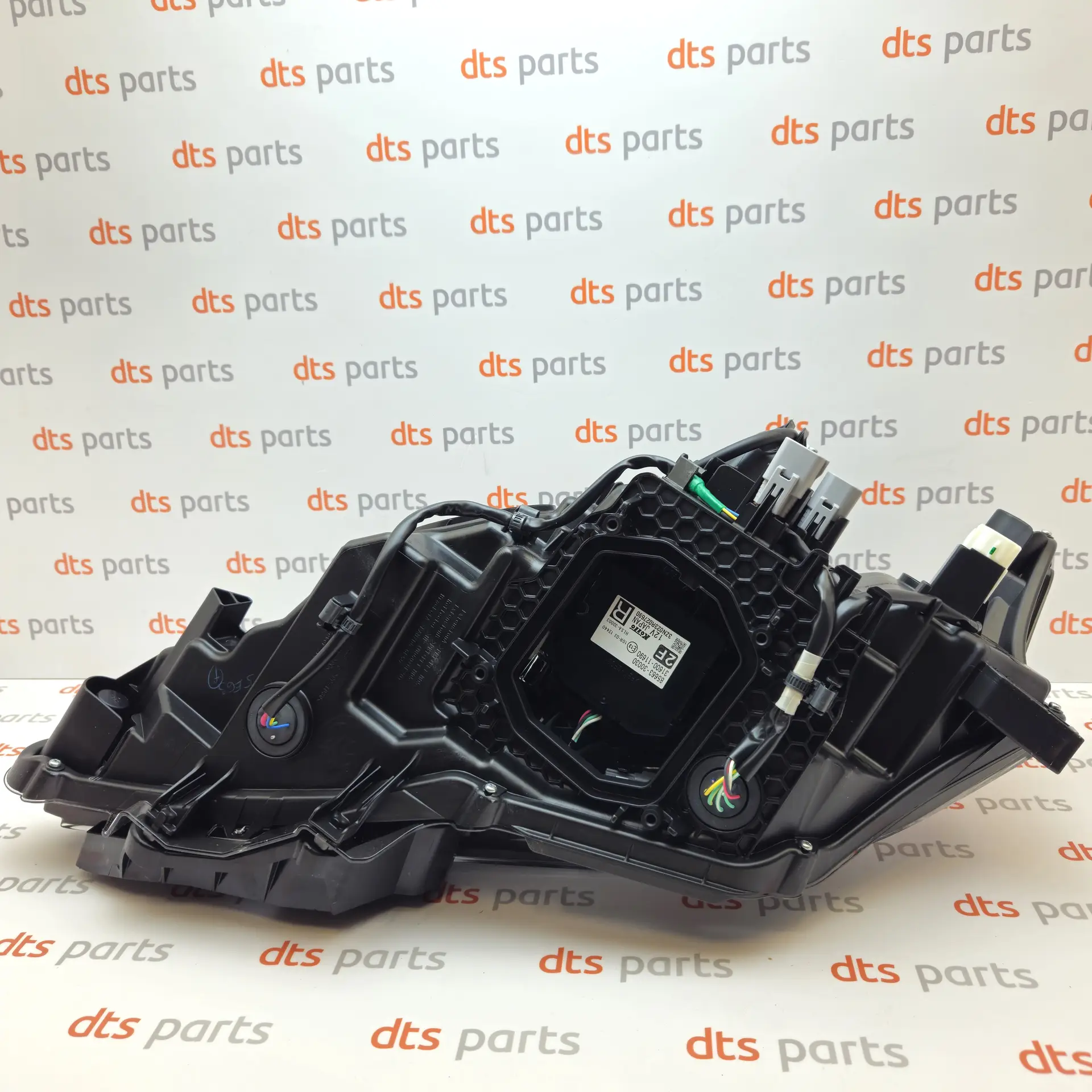 OEM Toyota/Lexus 8114548B70 – Front right headlight