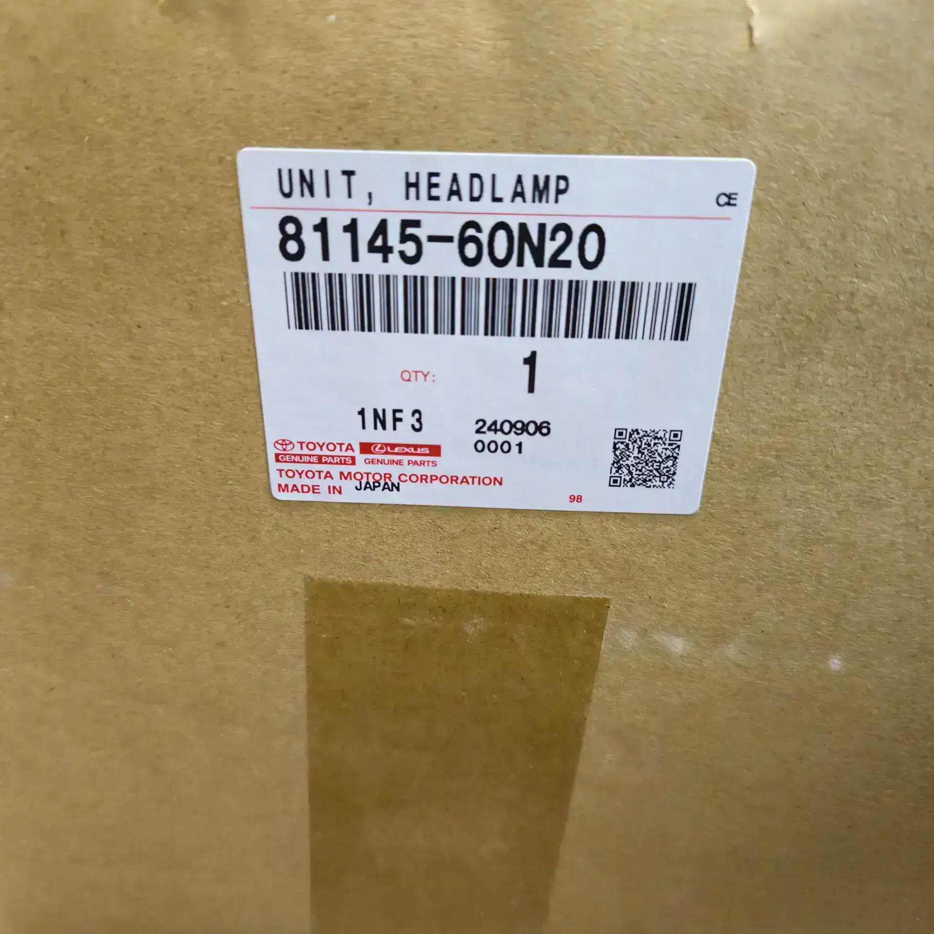 OEM Toyota/Lexus 8114560N20 – Front right LED headlight
