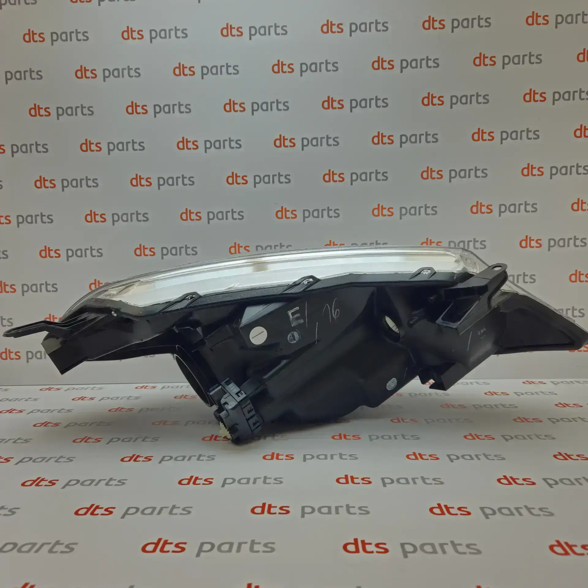 OEM Toyota/Lexus 811700D450 – Front left headlight