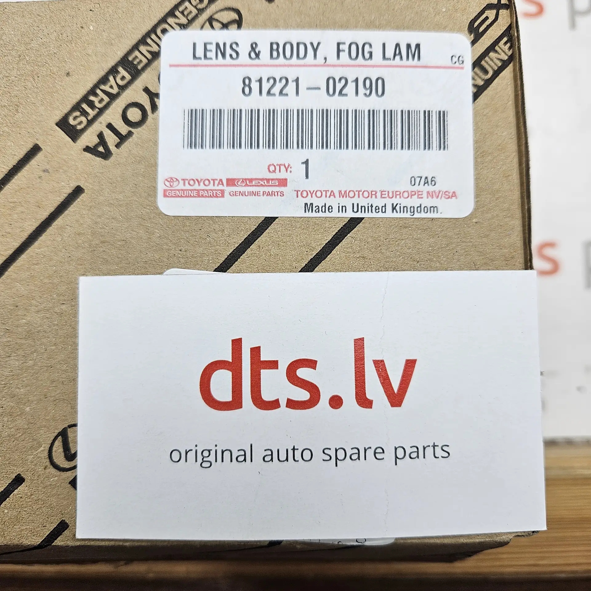OEM Toyota 8122102190 – Front fog light housing