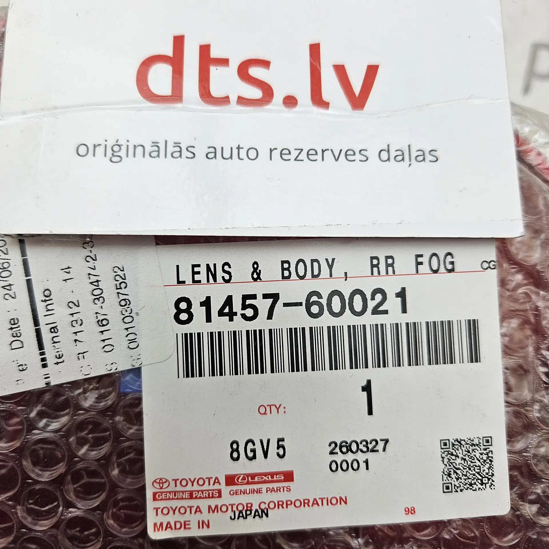 OEM Toyota 8145760021 – Rear fog lamp lens right side