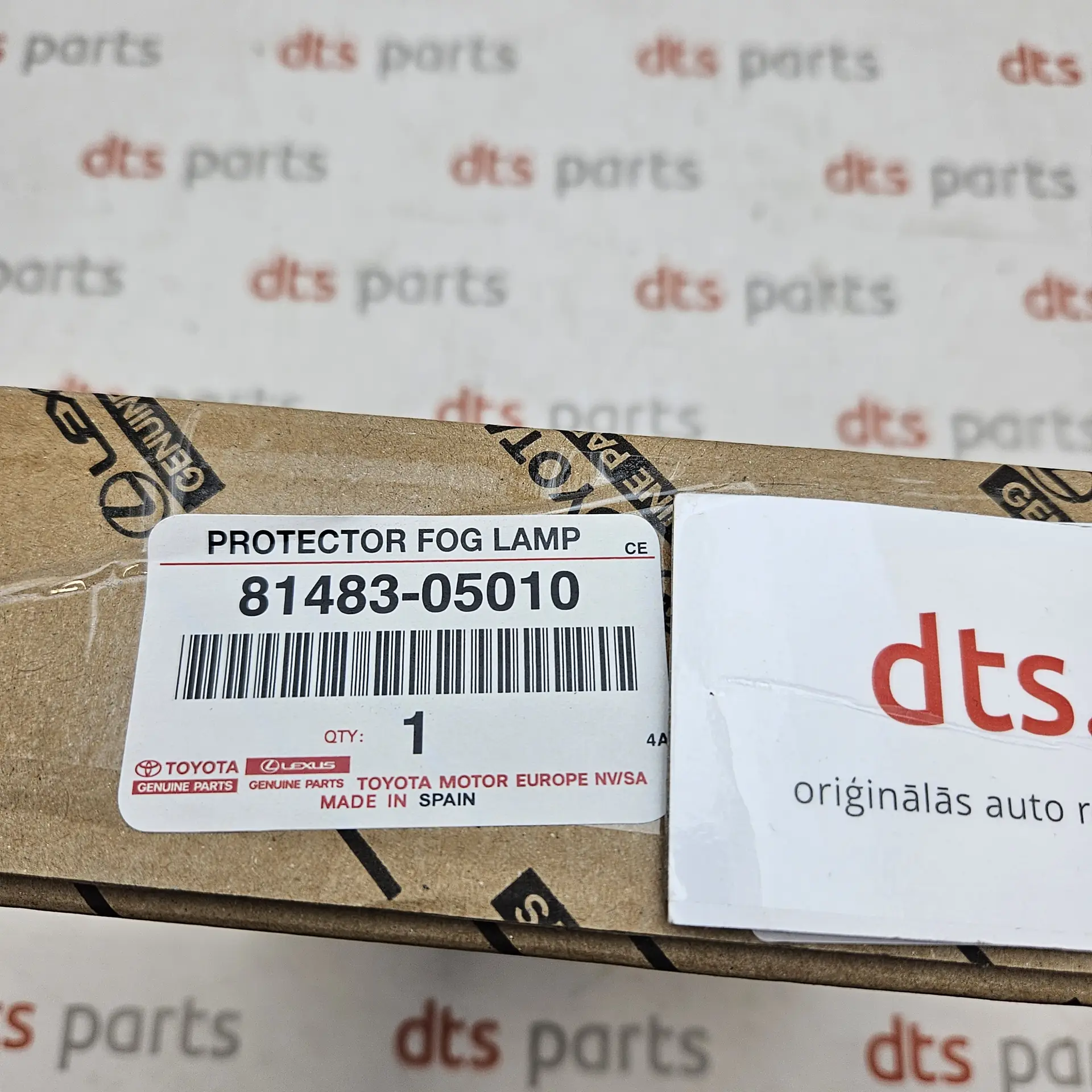 OEM Toyota 8148305010 – Front bumper fog light bezel