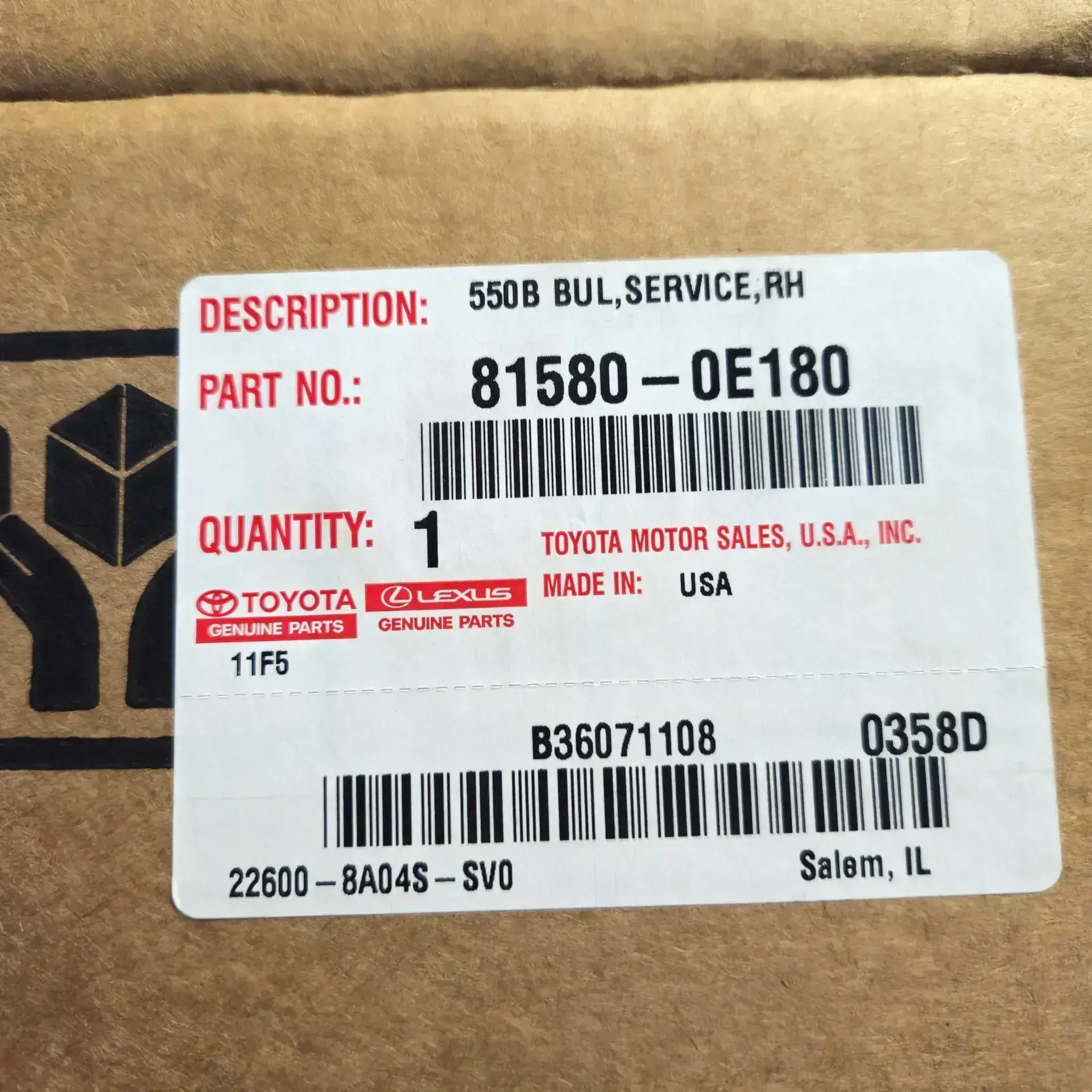 OEM Toyota 815800E180 – Right side inner tail light
